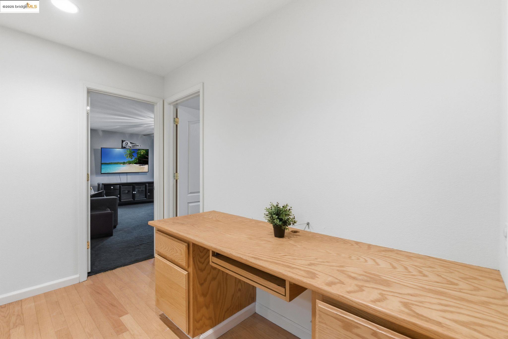 Detail Gallery Image 33 of 39 For 2076 Catalpa Way, Antioch,  CA 94509 - 5 Beds | 2/1 Baths