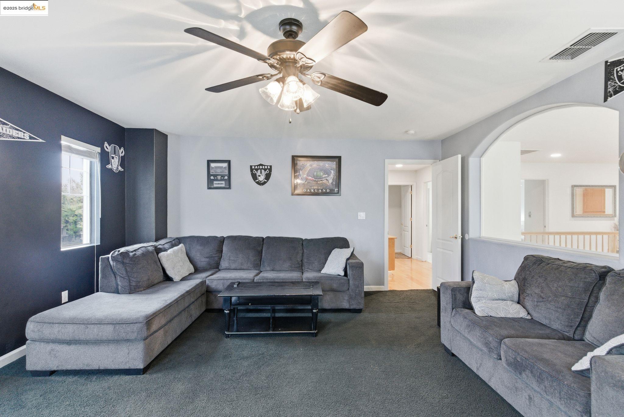 Detail Gallery Image 36 of 39 For 2076 Catalpa Way, Antioch,  CA 94509 - 5 Beds | 2/1 Baths