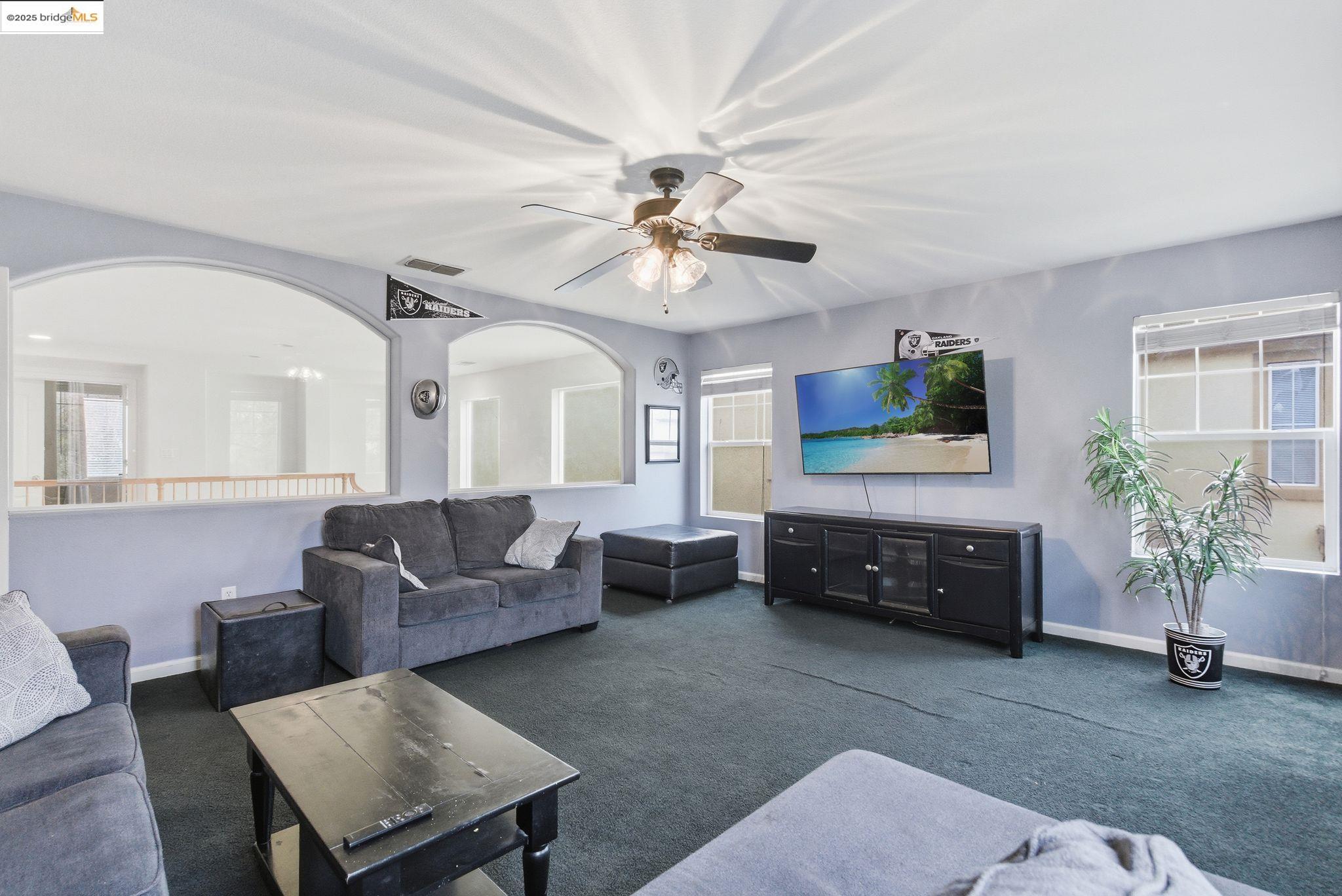 Detail Gallery Image 37 of 39 For 2076 Catalpa Way, Antioch,  CA 94509 - 5 Beds | 2/1 Baths