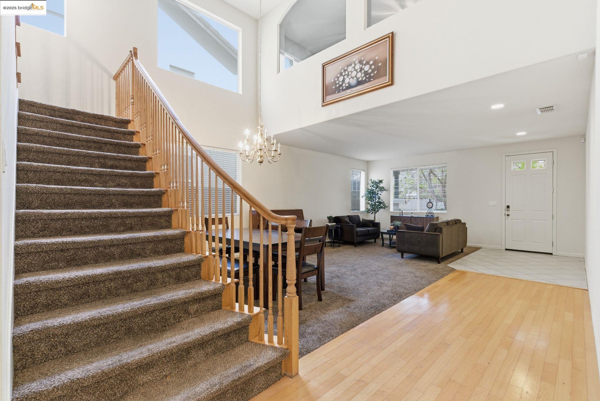 Detail Gallery Image 6 of 39 For 2076 Catalpa Way, Antioch,  CA 94509 - 5 Beds | 2/1 Baths