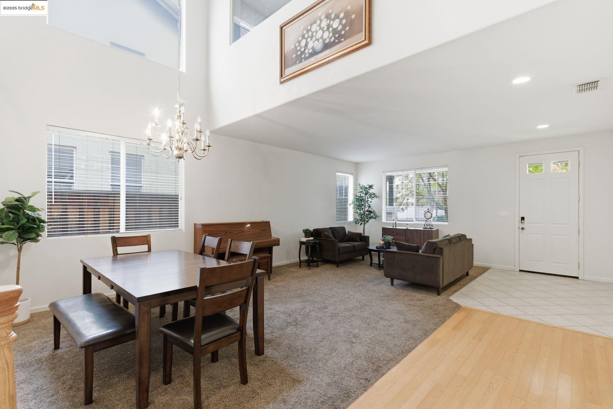 Detail Gallery Image 7 of 39 For 2076 Catalpa Way, Antioch,  CA 94509 - 5 Beds | 2/1 Baths