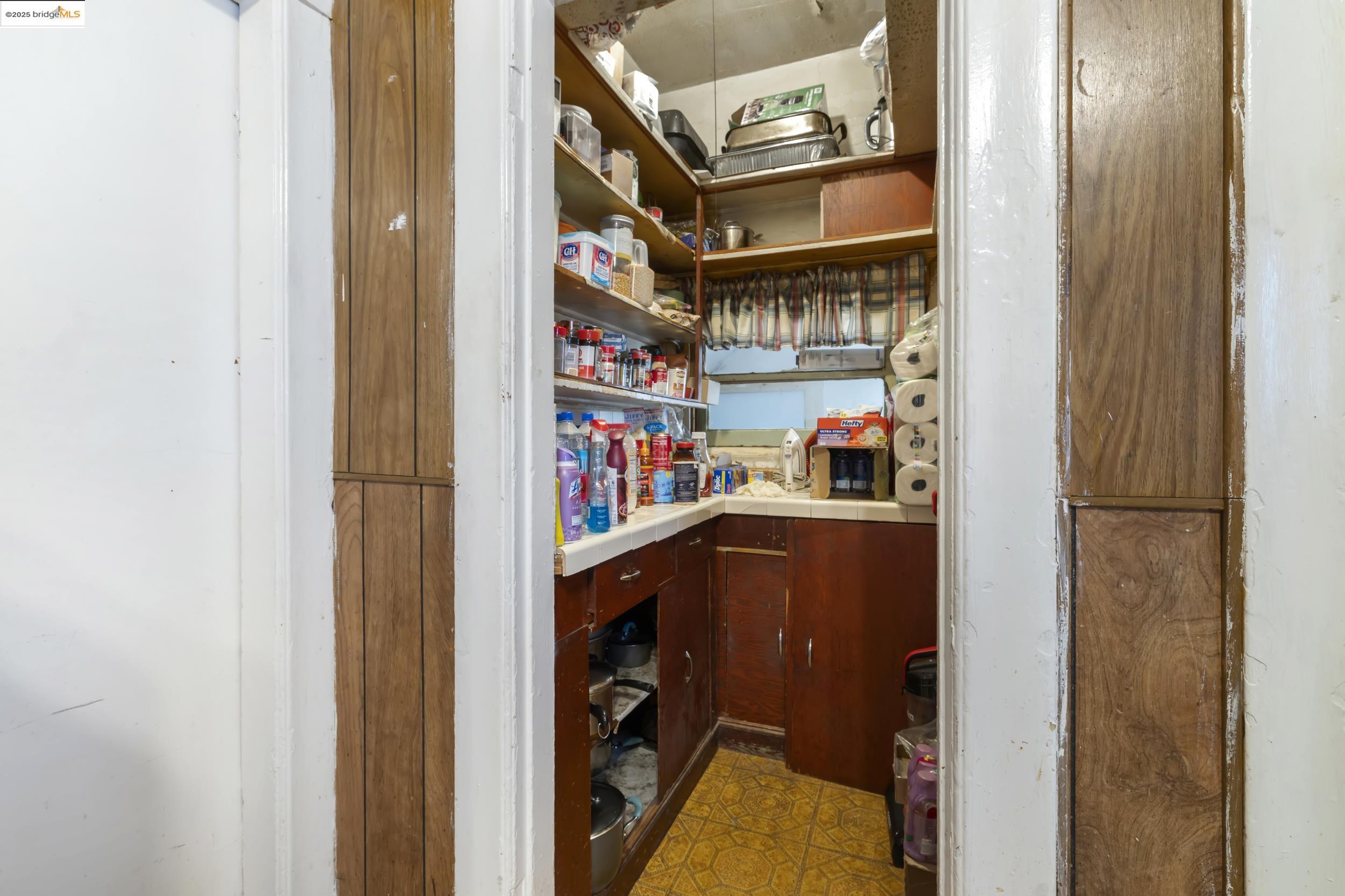 Detail Gallery Image 31 of 42 For 553 34th St, Oakland,  CA 94609 - – Beds | – Baths