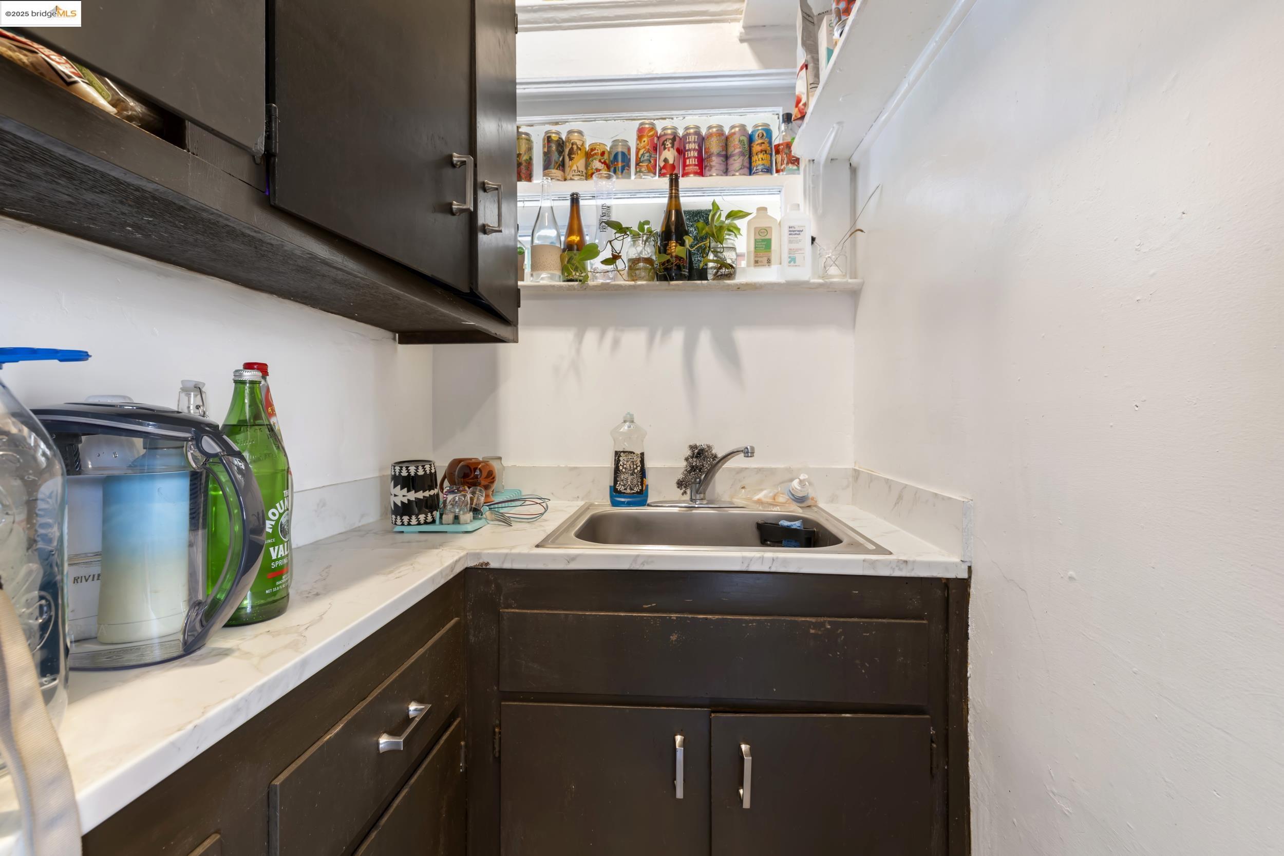 Detail Gallery Image 8 of 42 For 553 34th St, Oakland,  CA 94609 - – Beds | – Baths