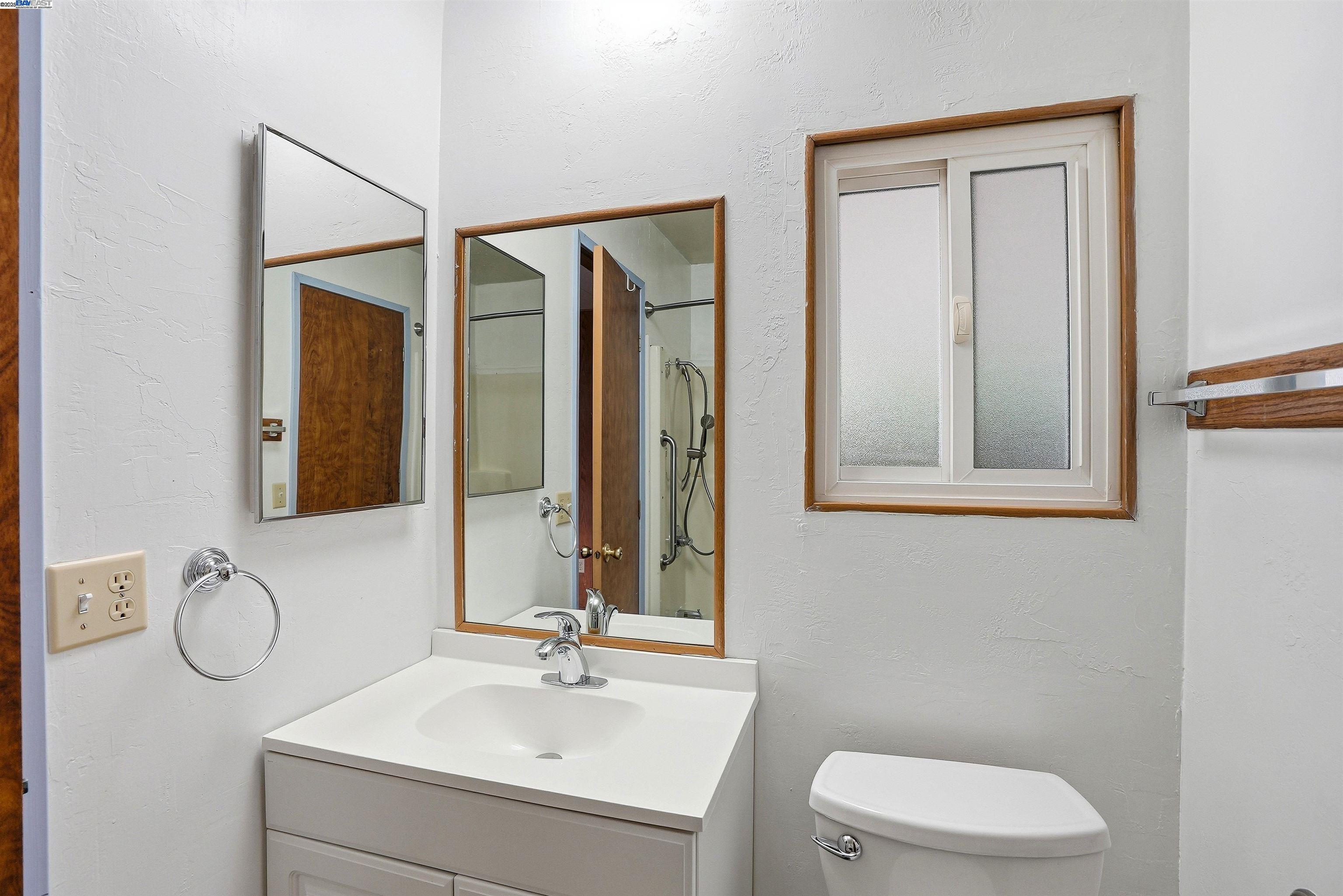 Detail Gallery Image 33 of 44 For 61 Pali Way, Pittsburg,  CA 94565 - 2 Beds | 2 Baths