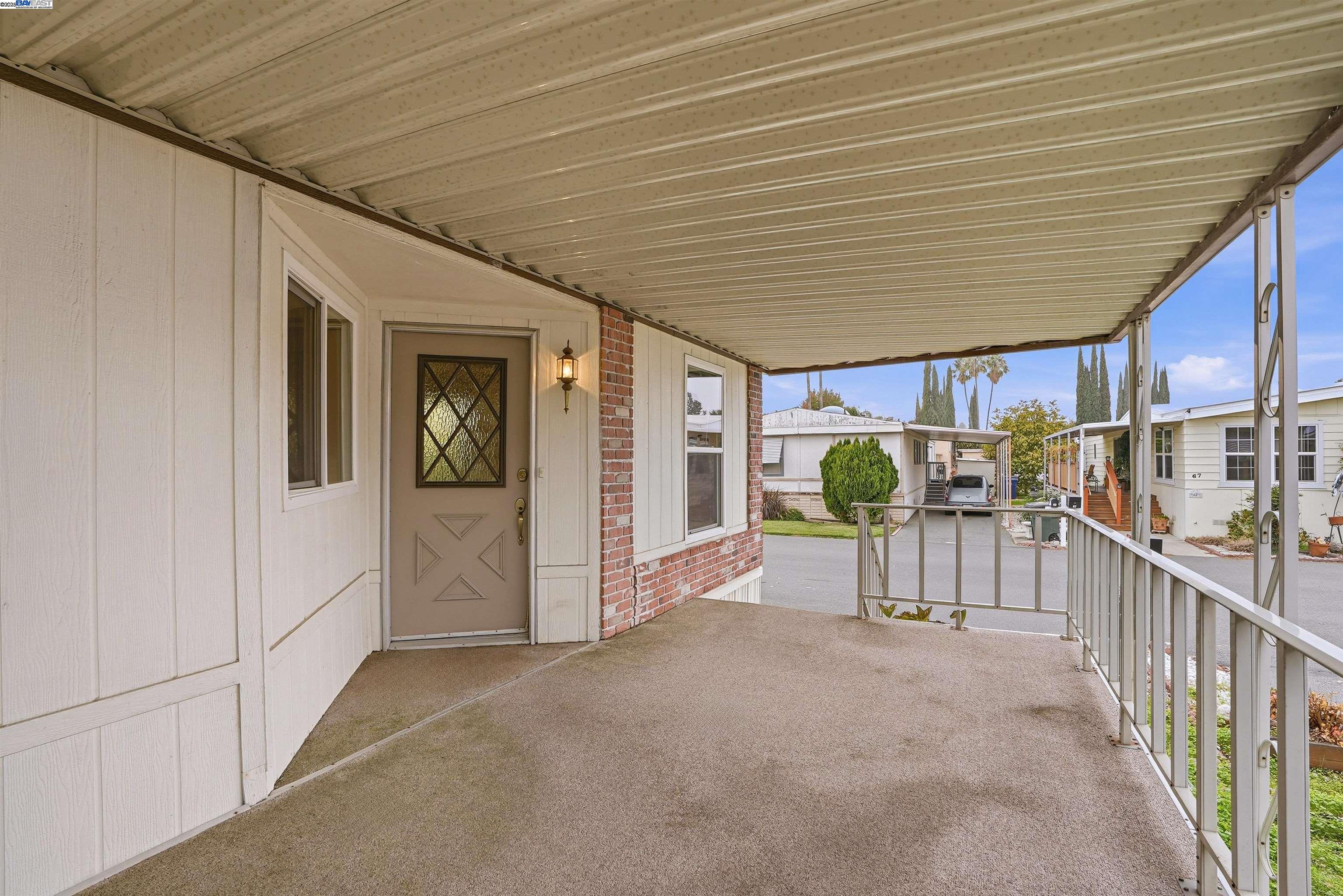 Detail Gallery Image 5 of 44 For 61 Pali Way, Pittsburg,  CA 94565 - 2 Beds | 2 Baths