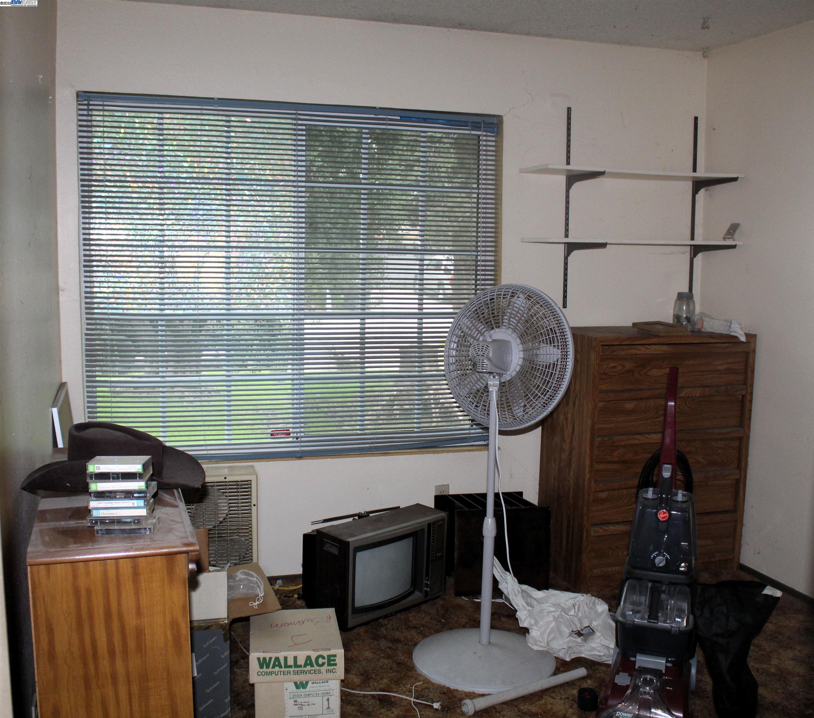 Detail Gallery Image 6 of 12 For 1830 Alegre Dr, Tracy,  CA 95376 - 3 Beds | 2 Baths