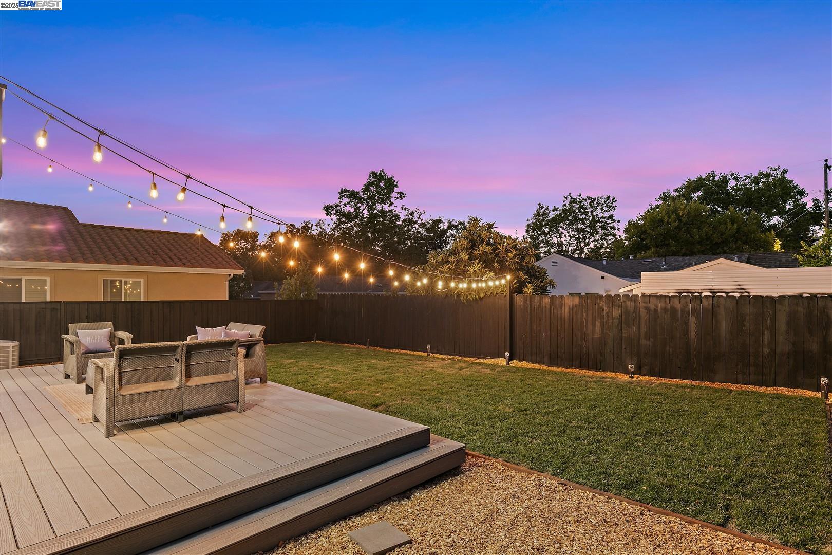 Detail Gallery Image 35 of 56 For 341 Dana St, Fremont,  CA 94539 - 3 Beds | 2 Baths