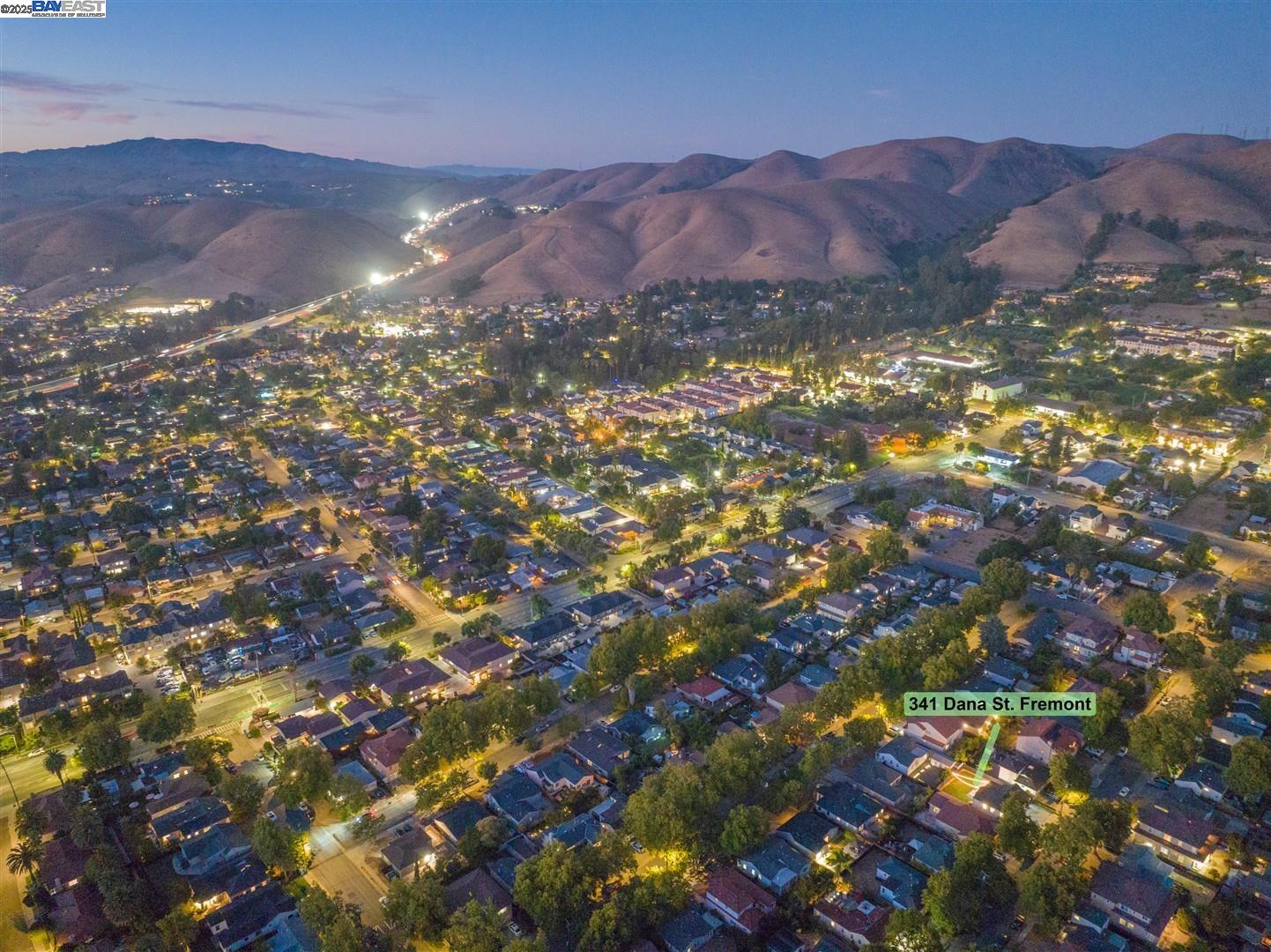 Detail Gallery Image 6 of 56 For 341 Dana St, Fremont,  CA 94539 - 3 Beds | 2 Baths