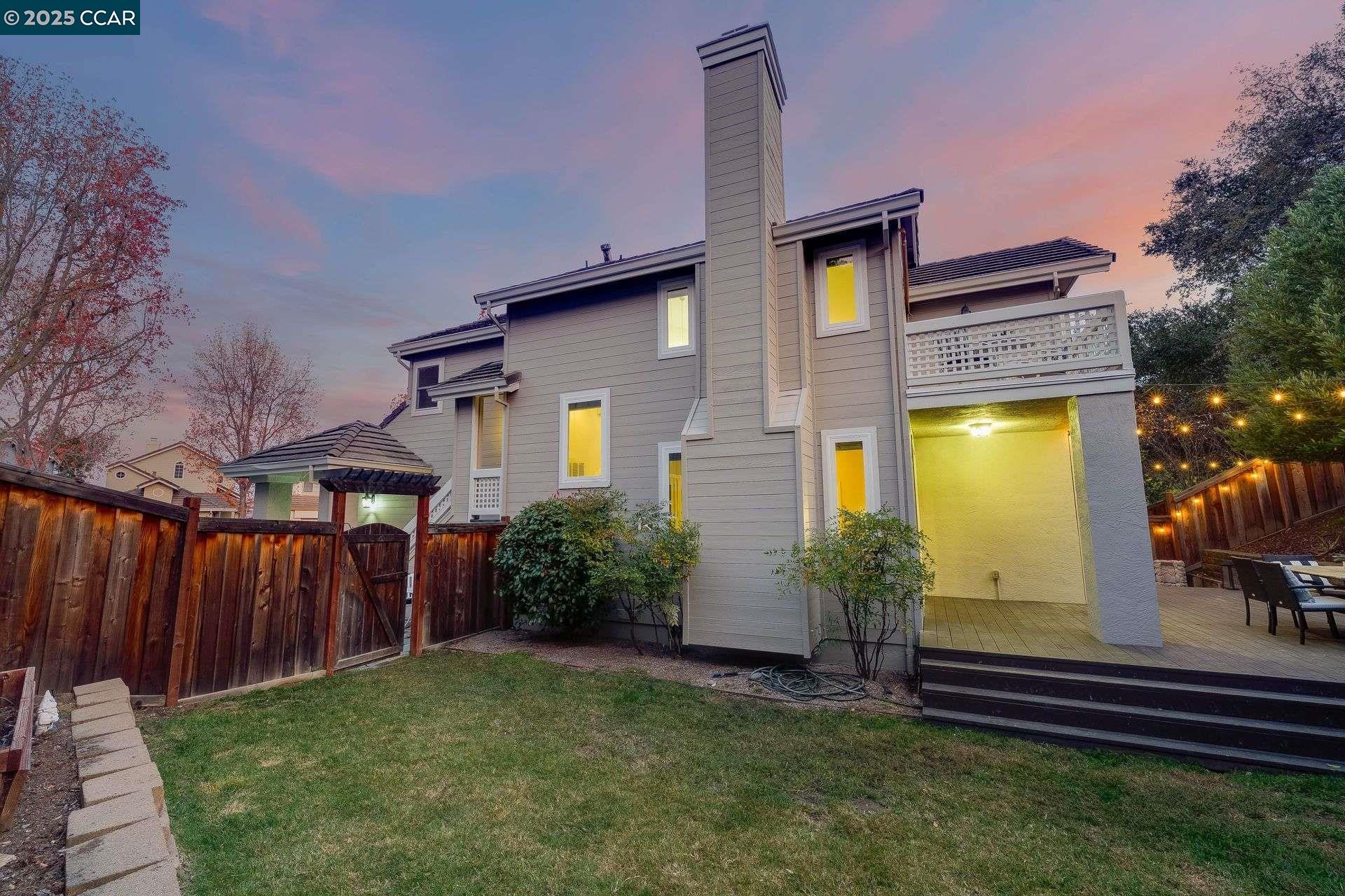 Detail Gallery Image 27 of 35 For 1320 Strawberry Court, Danville,  CA 94526 - 3 Beds | 2 Baths