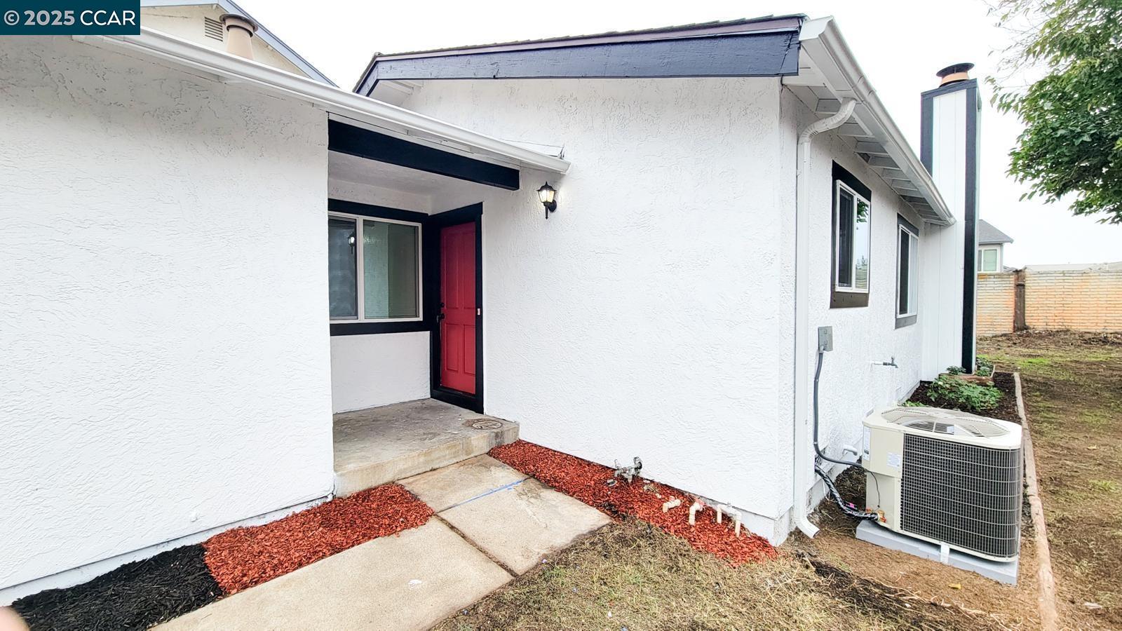 Detail Gallery Image 17 of 24 For 323 Filbert Ct, Oakley,  CA 94561 - 2 Beds | 2 Baths