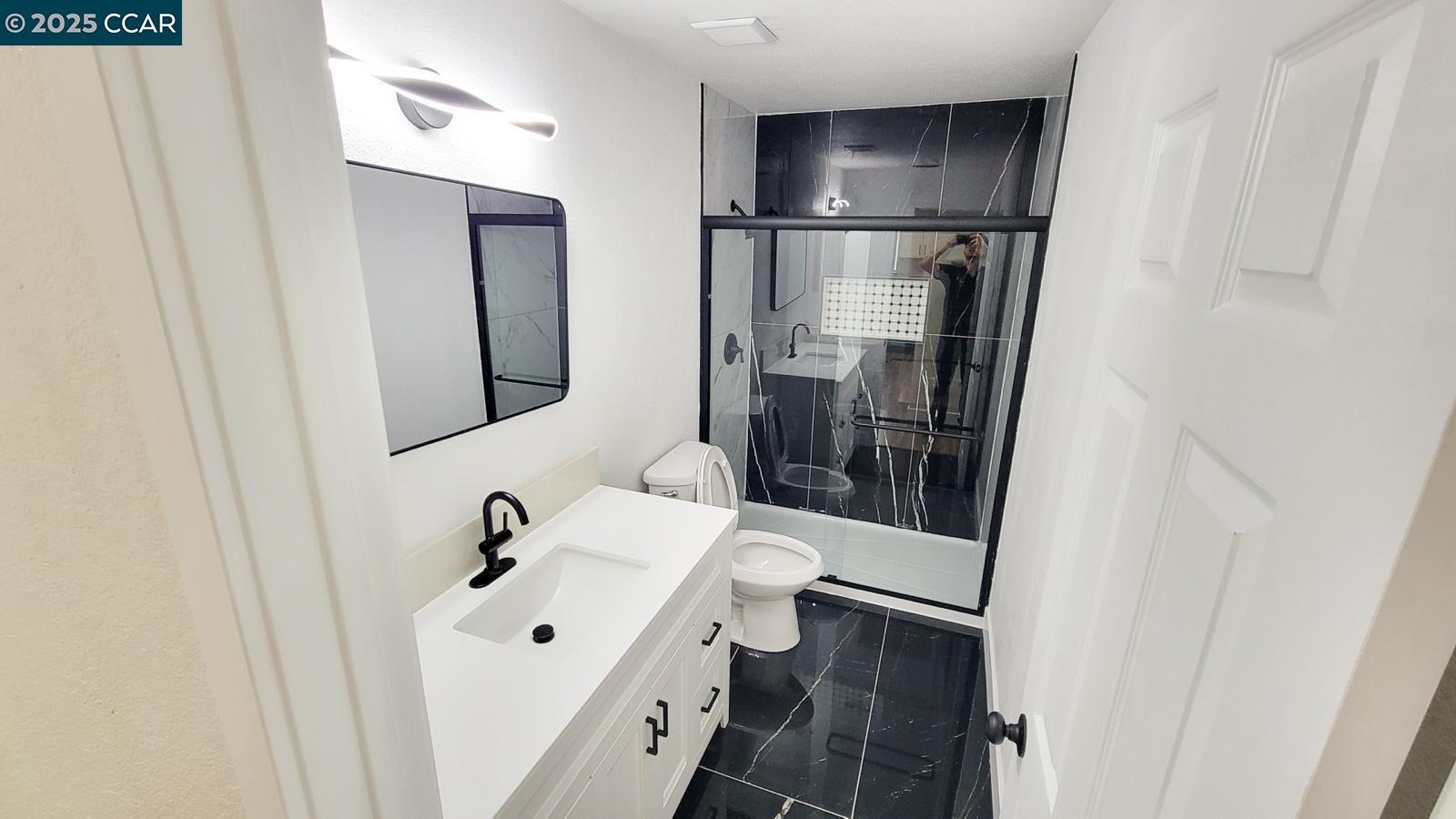 Detail Gallery Image 6 of 24 For 323 Filbert Ct, Oakley,  CA 94561 - 2 Beds | 2 Baths