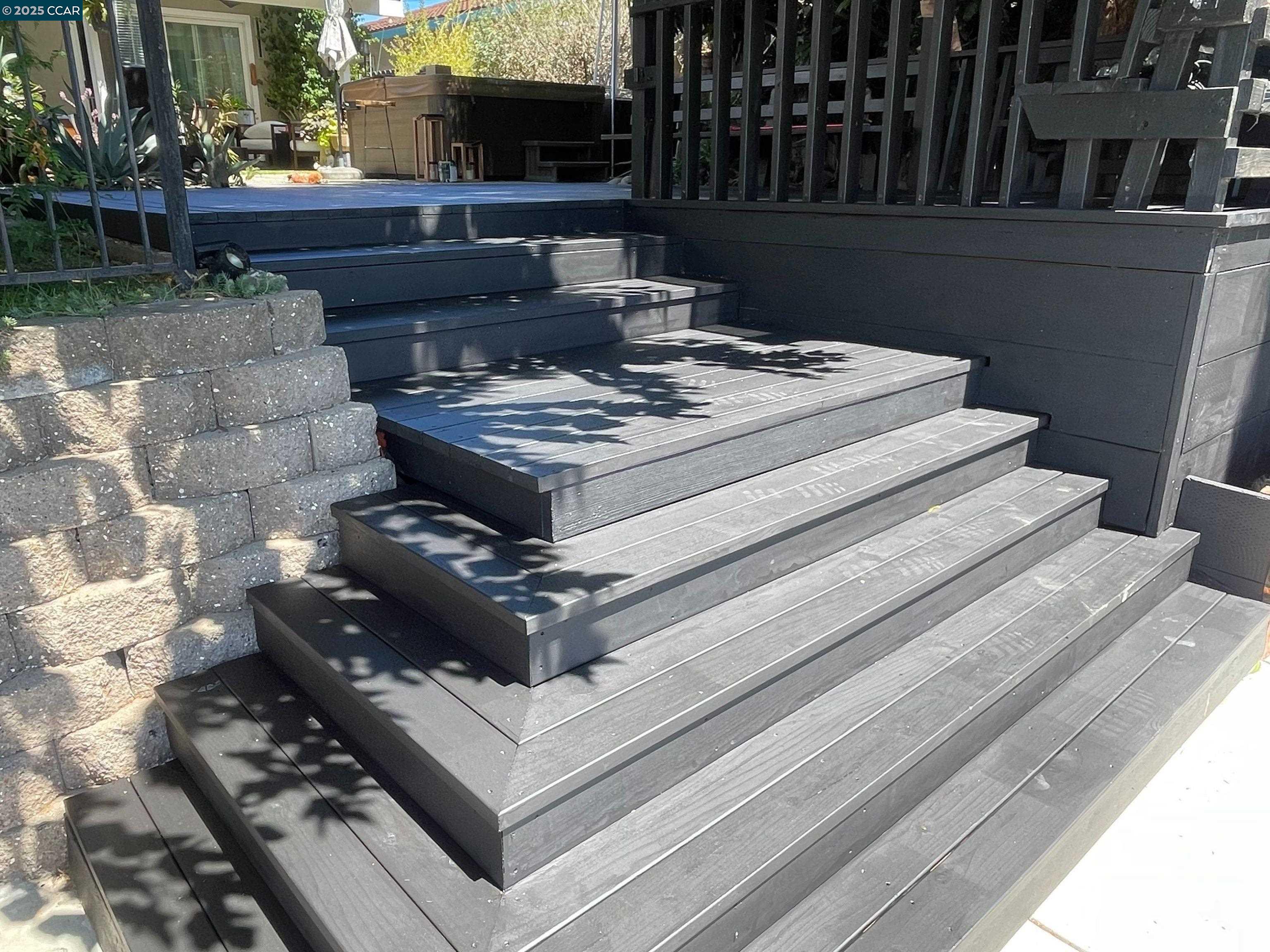 Detail Gallery Image 13 of 16 For 120 E Lake Drive, Antioch,  CA 94509 - 4 Beds | 2 Baths