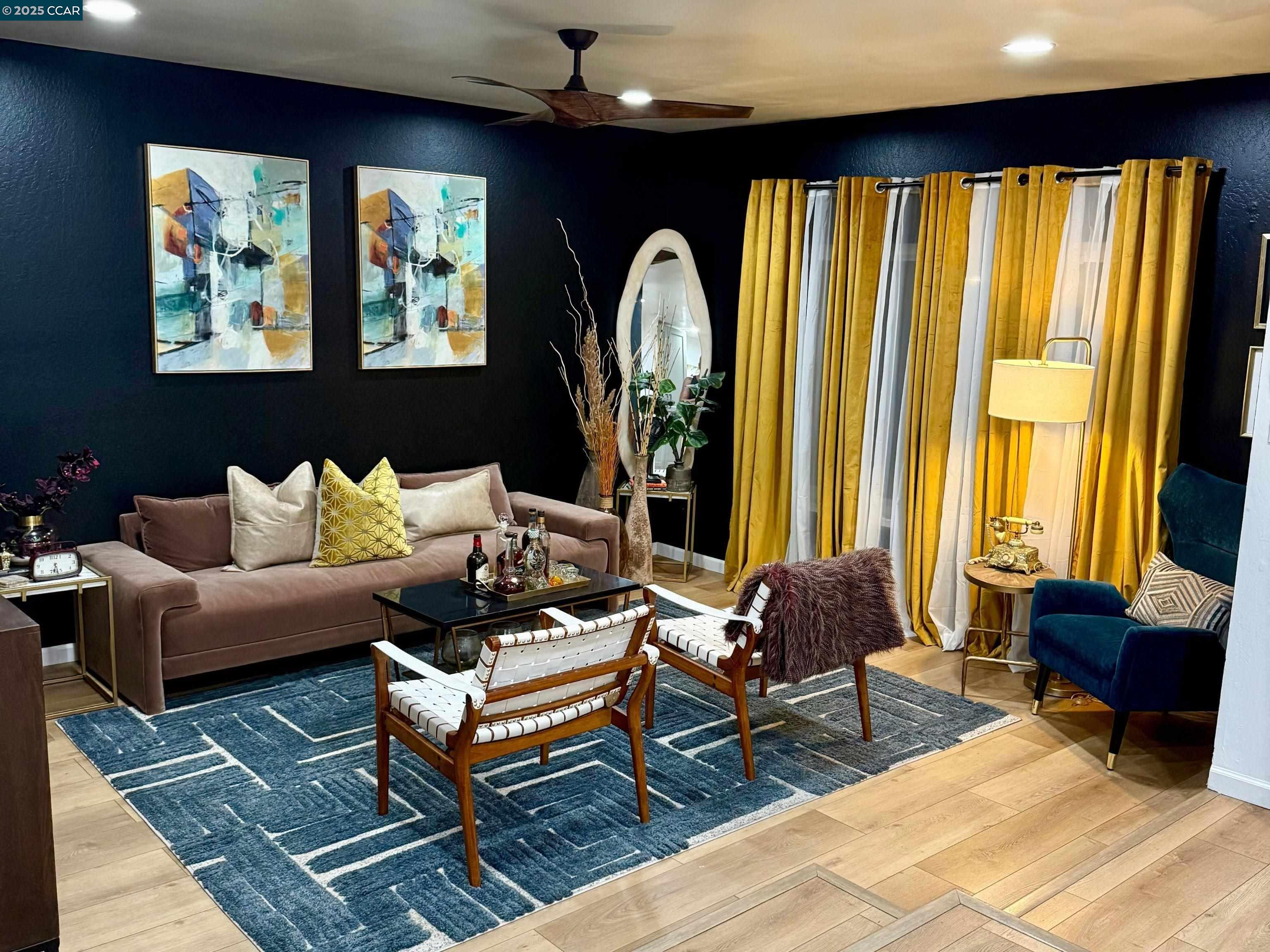 Detail Gallery Image 3 of 11 For 120 E Lake Drive, Antioch,  CA 94509 - 4 Beds | 2 Baths