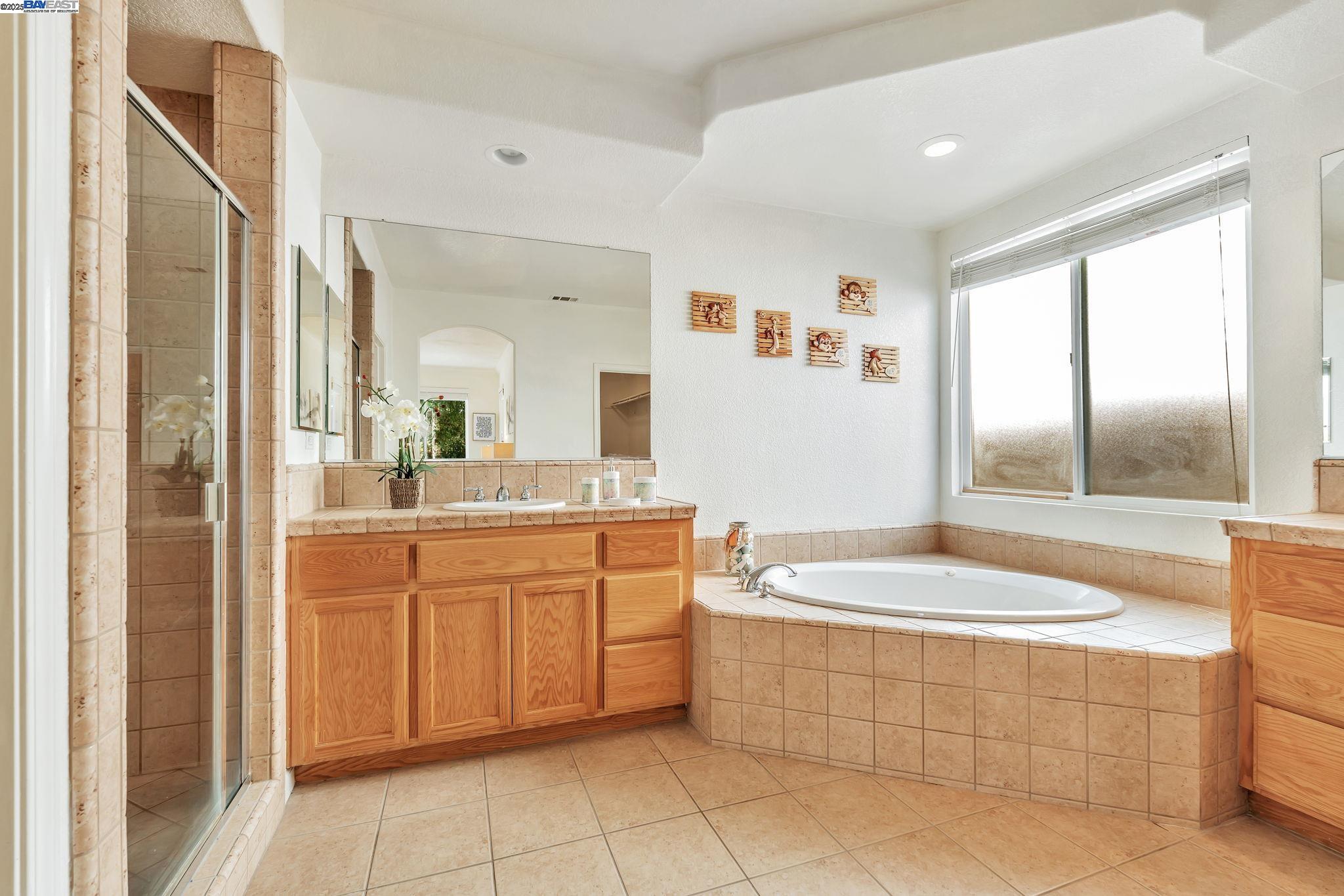 Detail Gallery Image 32 of 42 For 1145 Hartwell Ave, Stockton,  CA 95209 - 4 Beds | 3 Baths