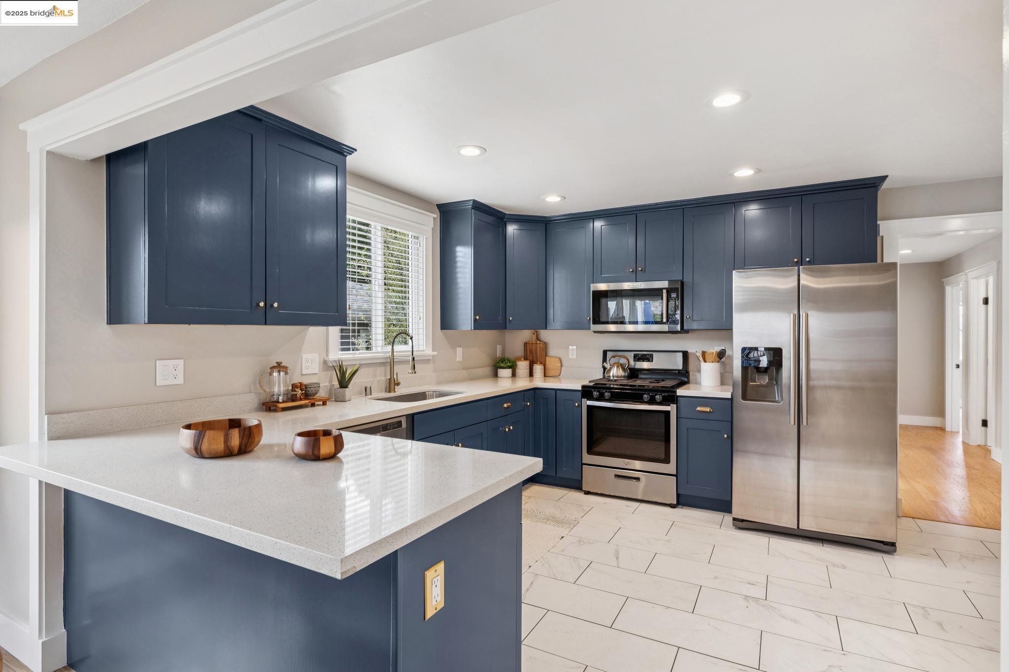 Detail Gallery Image 10 of 59 For 1417 Richmond St, El Cerrito,  CA 94530 - 3 Beds | 2 Baths