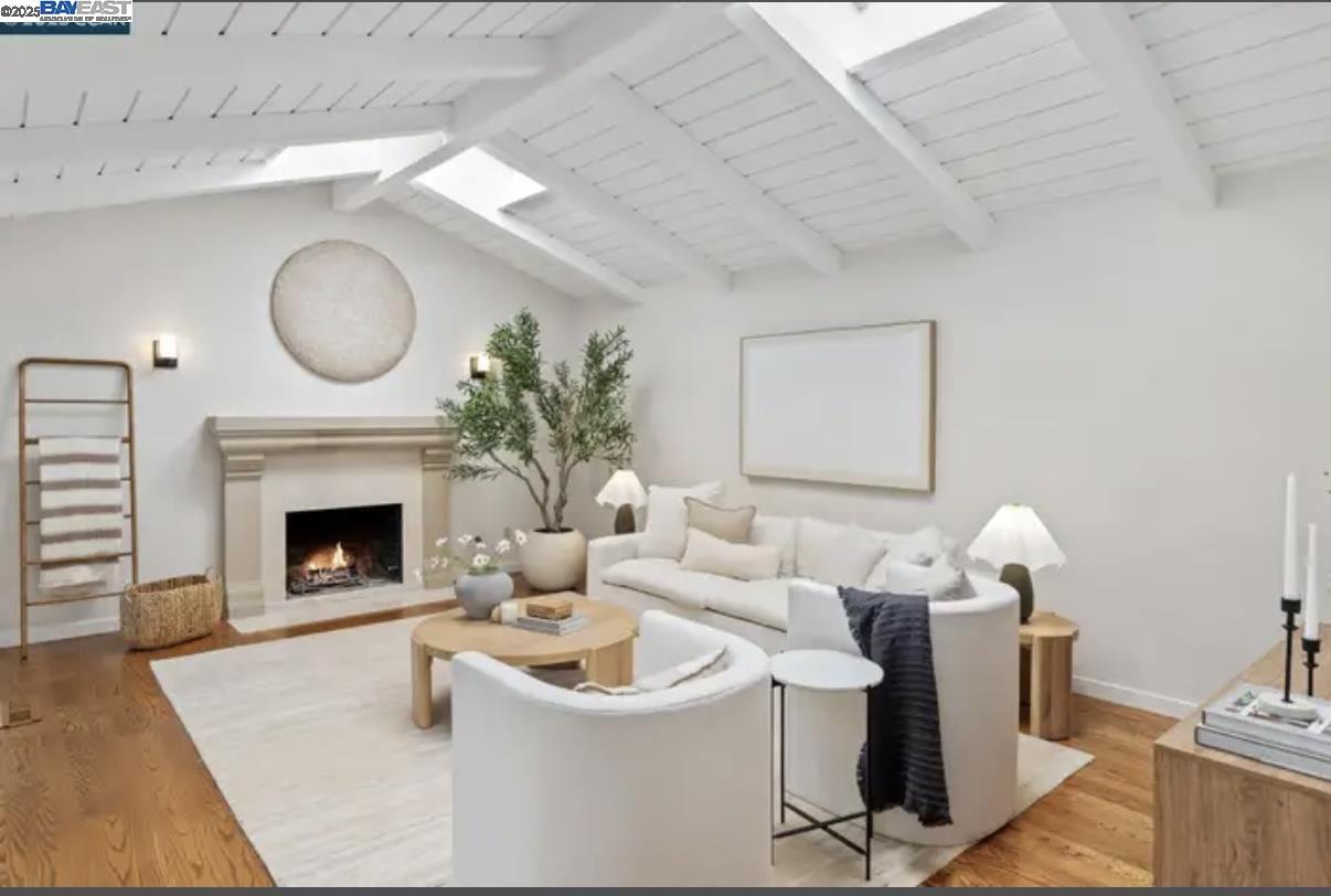 Detail Gallery Image 14 of 32 For 131 Clover Hill Ct, Danville,  CA 94526 - 4 Beds | 2/1 Baths