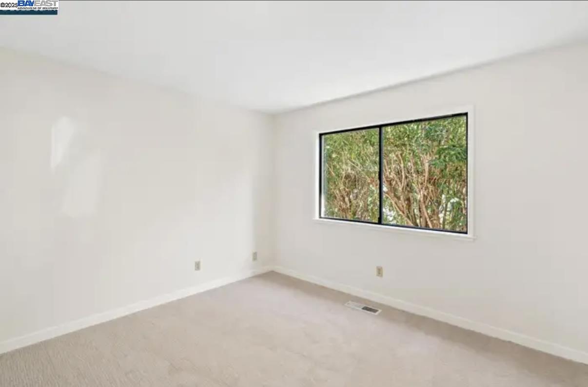 Detail Gallery Image 21 of 32 For 131 Clover Hill Ct, Danville,  CA 94526 - 4 Beds | 2/1 Baths