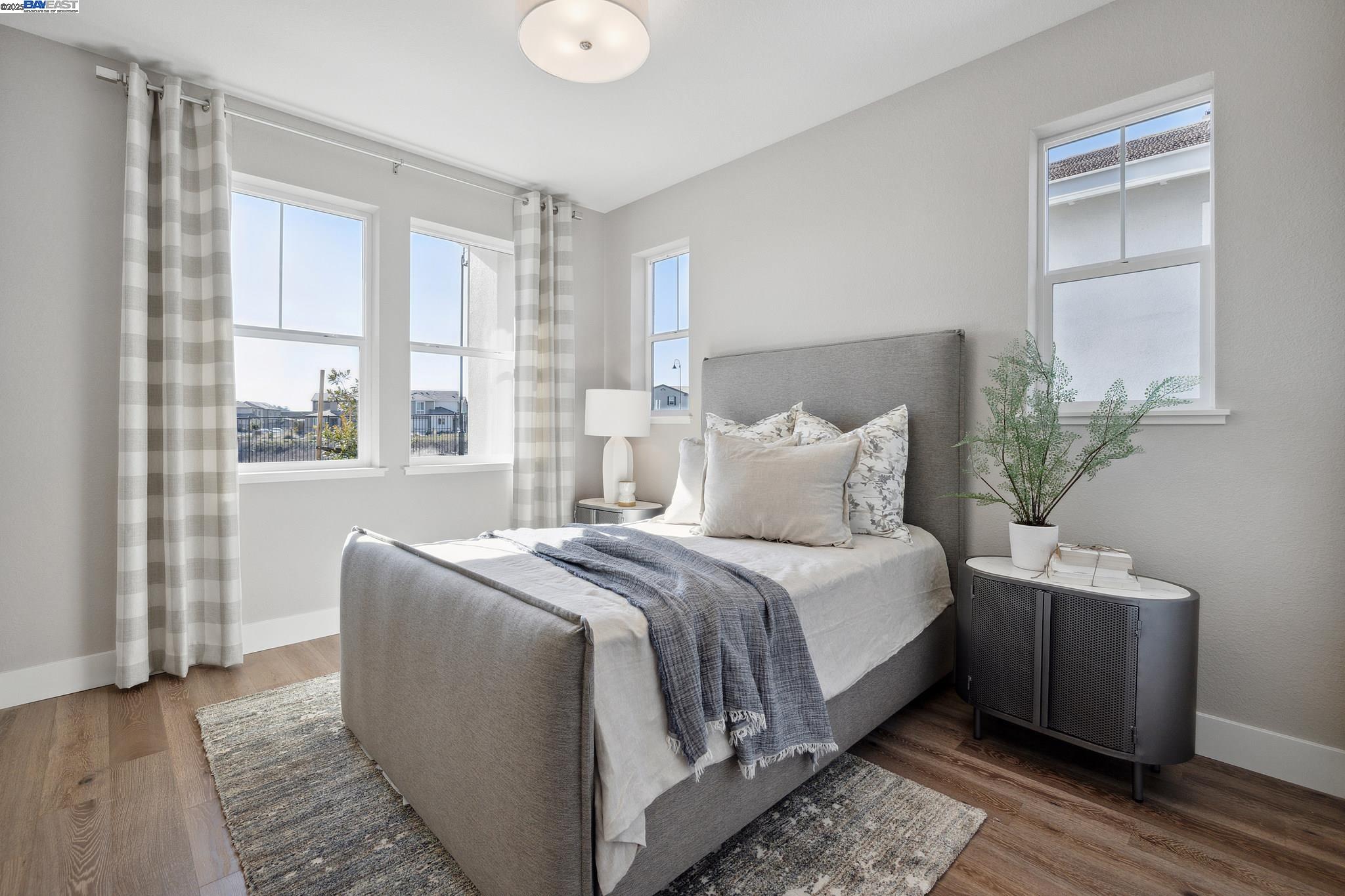 Detail Gallery Image 28 of 51 For 1520 Millennium Way, Fairfield,  CA 94533 - 4 Beds | 3 Baths