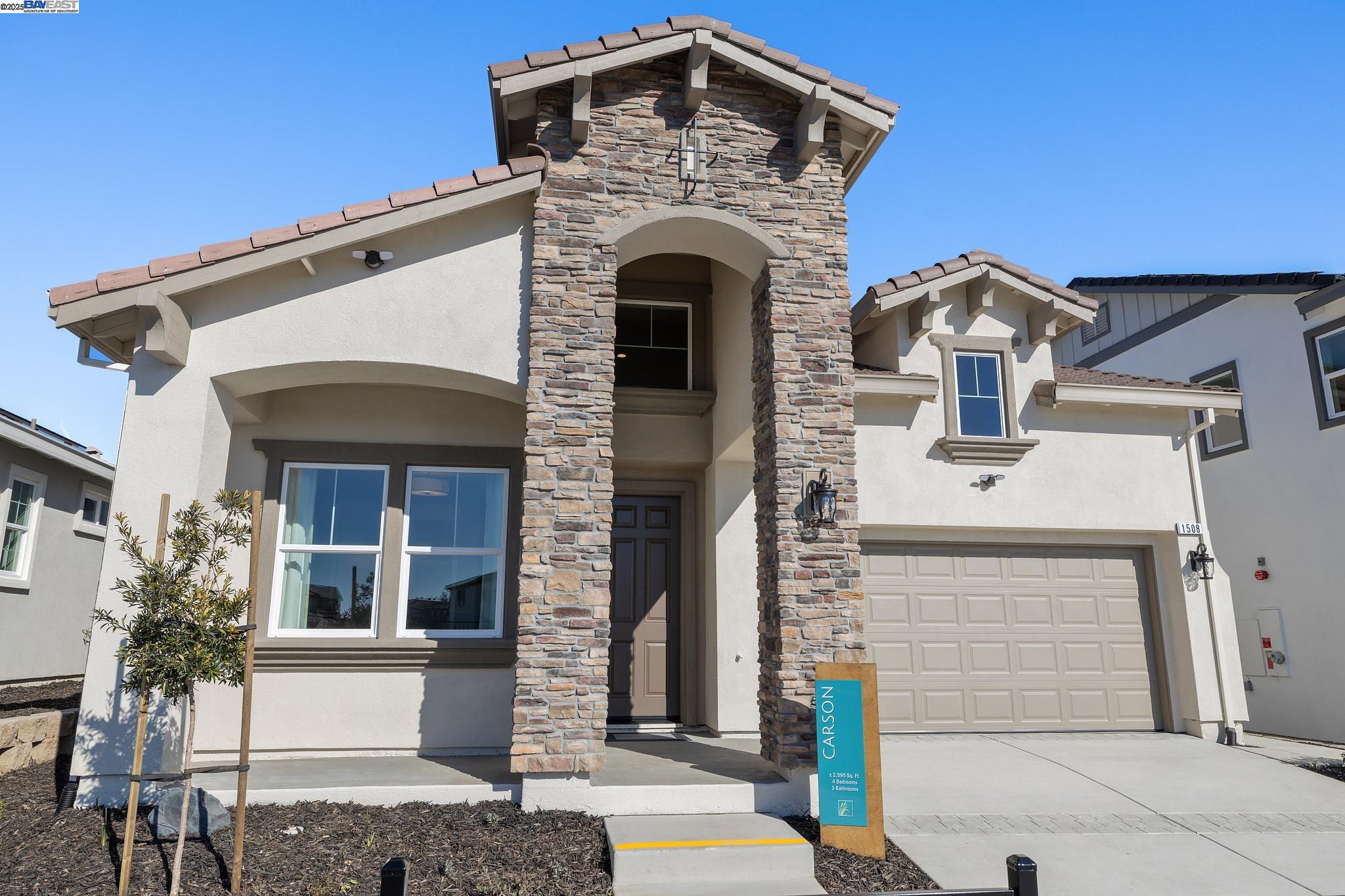 Detail Gallery Image 4 of 51 For 1520 Millennium Way, Fairfield,  CA 94533 - 4 Beds | 3 Baths