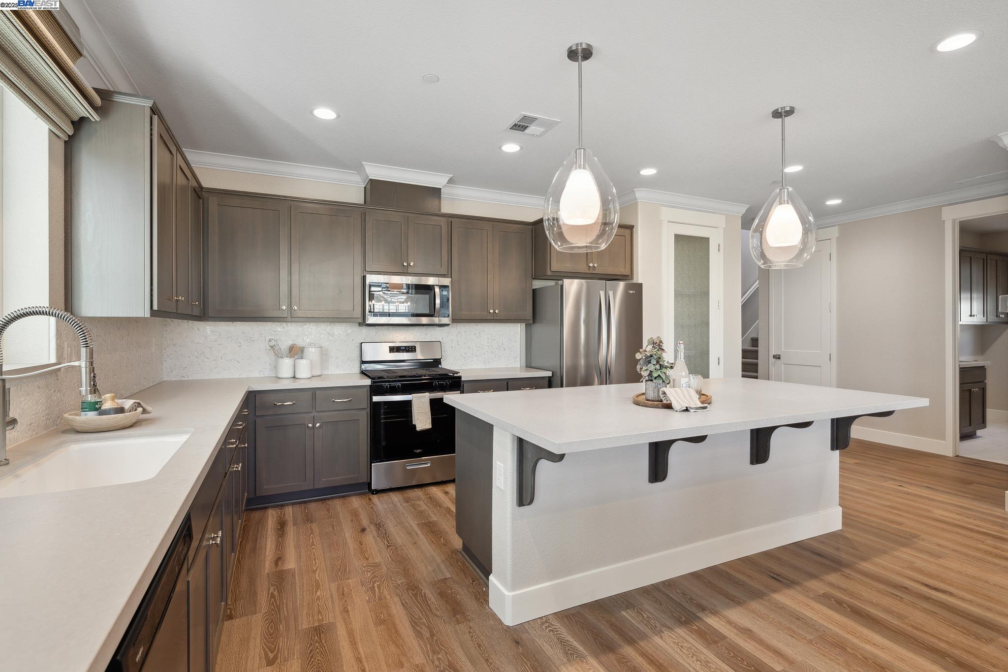 Detail Gallery Image 8 of 51 For 1520 Millennium Way, Fairfield,  CA 94533 - 4 Beds | 3 Baths