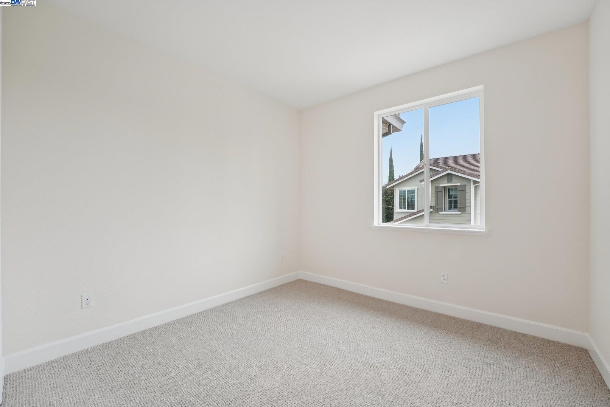 Detail Gallery Image 33 of 59 For 1300 Sunningdale Lane, Fairfield,  CA 94533 - 4 Beds | 2/1 Baths