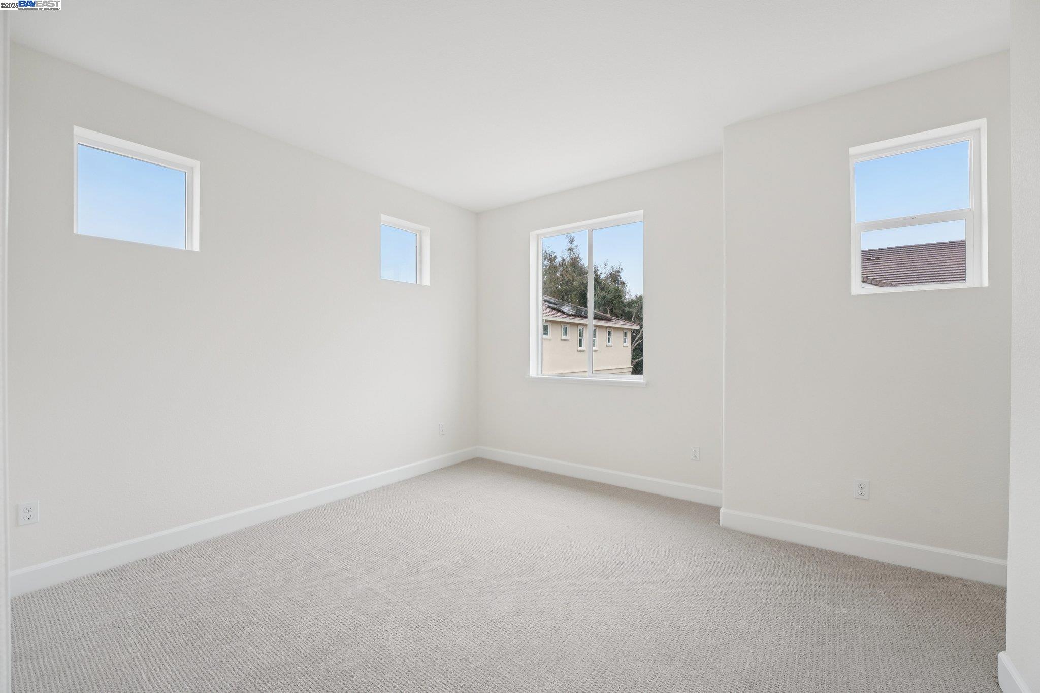 Detail Gallery Image 36 of 59 For 1300 Sunningdale Lane, Fairfield,  CA 94533 - 4 Beds | 2/1 Baths