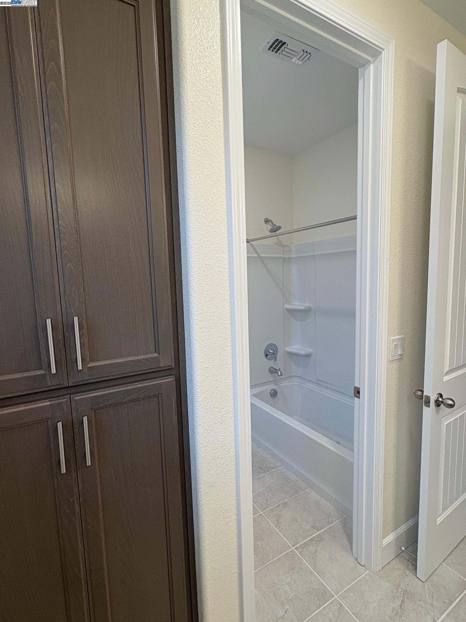 Detail Gallery Image 40 of 59 For 1300 Sunningdale Lane, Fairfield,  CA 94533 - 4 Beds | 2/1 Baths