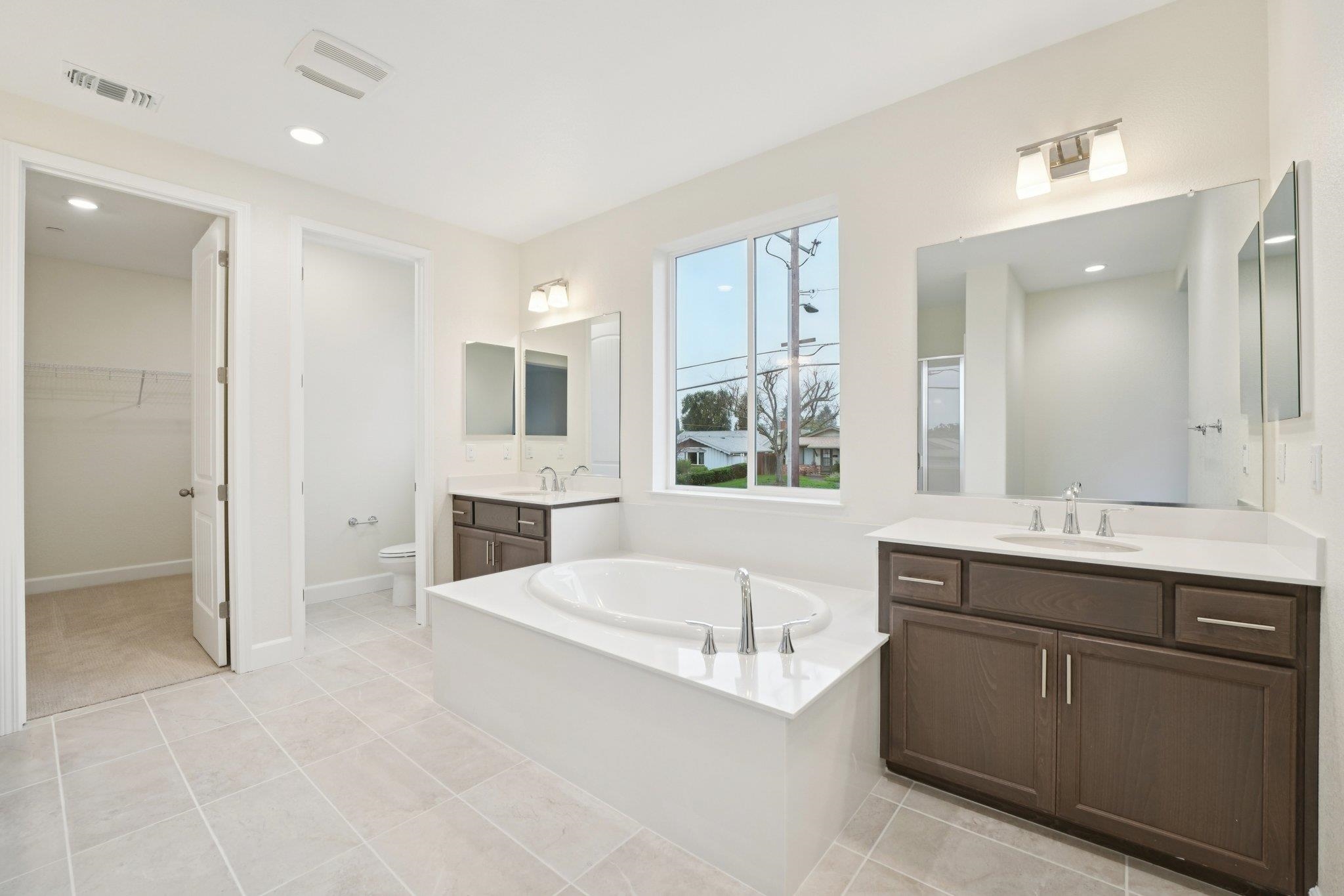 Detail Gallery Image 48 of 59 For 1300 Sunningdale Lane, Fairfield,  CA 94533 - 4 Beds | 2/1 Baths