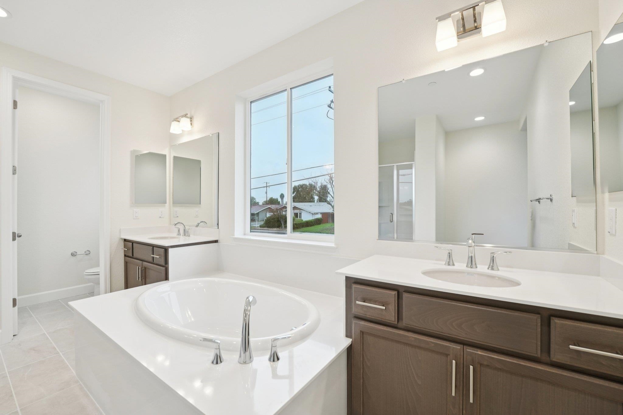 Detail Gallery Image 49 of 59 For 1300 Sunningdale Lane, Fairfield,  CA 94533 - 4 Beds | 2/1 Baths