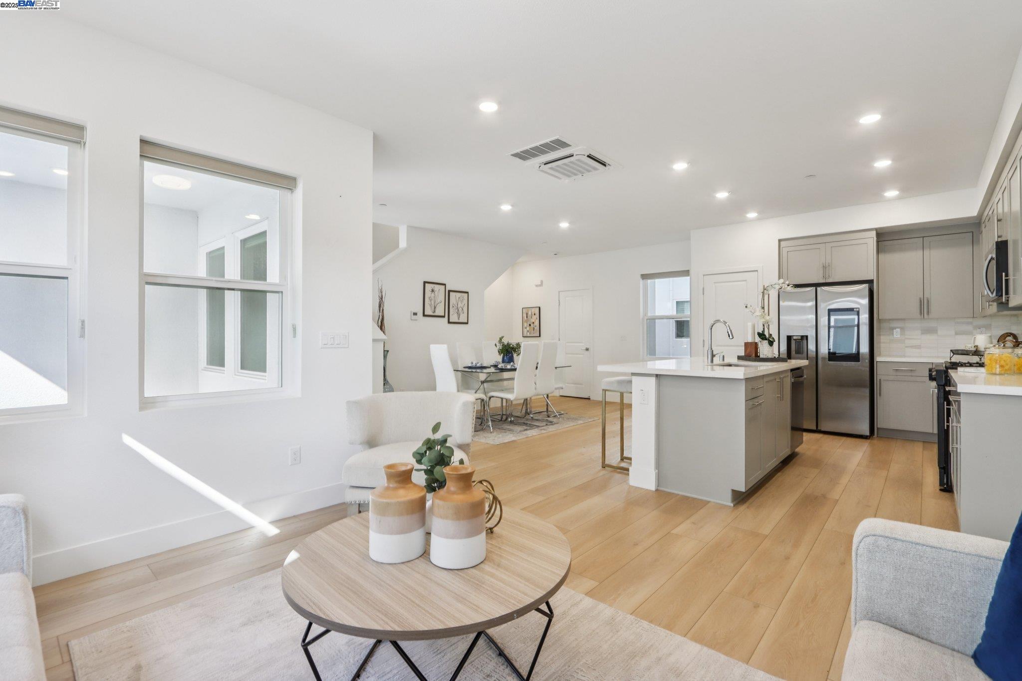 Photo #9: 41118540 Listing: Photo #9