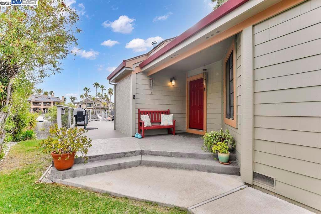 Detail Gallery Image 8 of 45 For 2287 Cove Ct, Discovery Bay,  CA 94505 - 3 Beds | 2 Baths