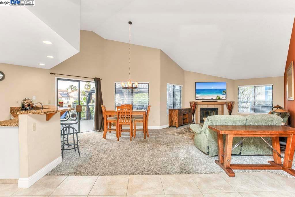 Detail Gallery Image 9 of 45 For 2287 Cove Ct, Discovery Bay,  CA 94505 - 3 Beds | 2 Baths
