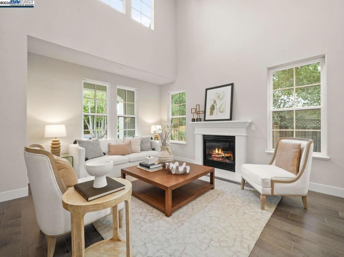 Detail Gallery Image 4 of 54 For 1588 Alamo Way, Alamo,  CA 94507 - 5 Beds | 4/1 Baths