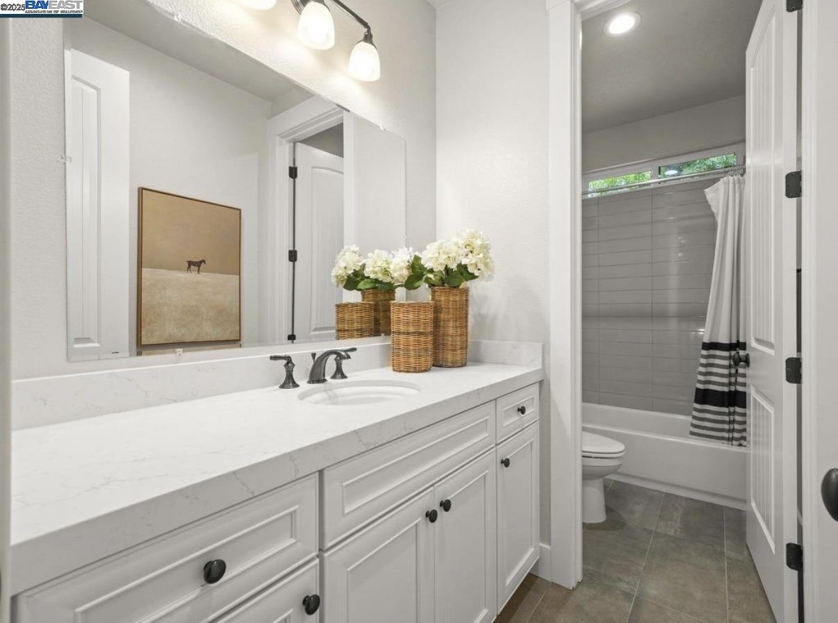 Detail Gallery Image 38 of 54 For 1588 Alamo Way, Alamo,  CA 94507 - 5 Beds | 4/1 Baths