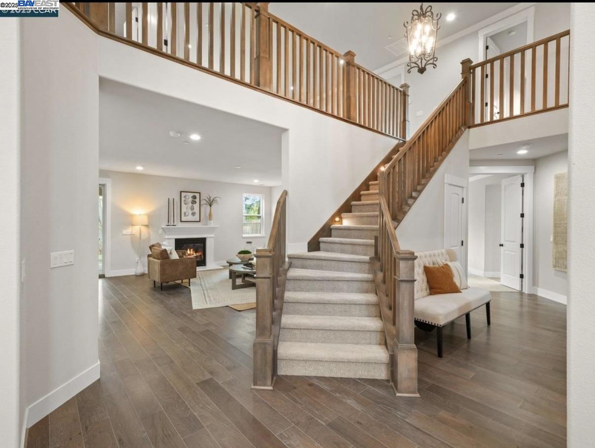 Detail Gallery Image 7 of 54 For 1588 Alamo Way, Alamo,  CA 94507 - 5 Beds | 4/1 Baths