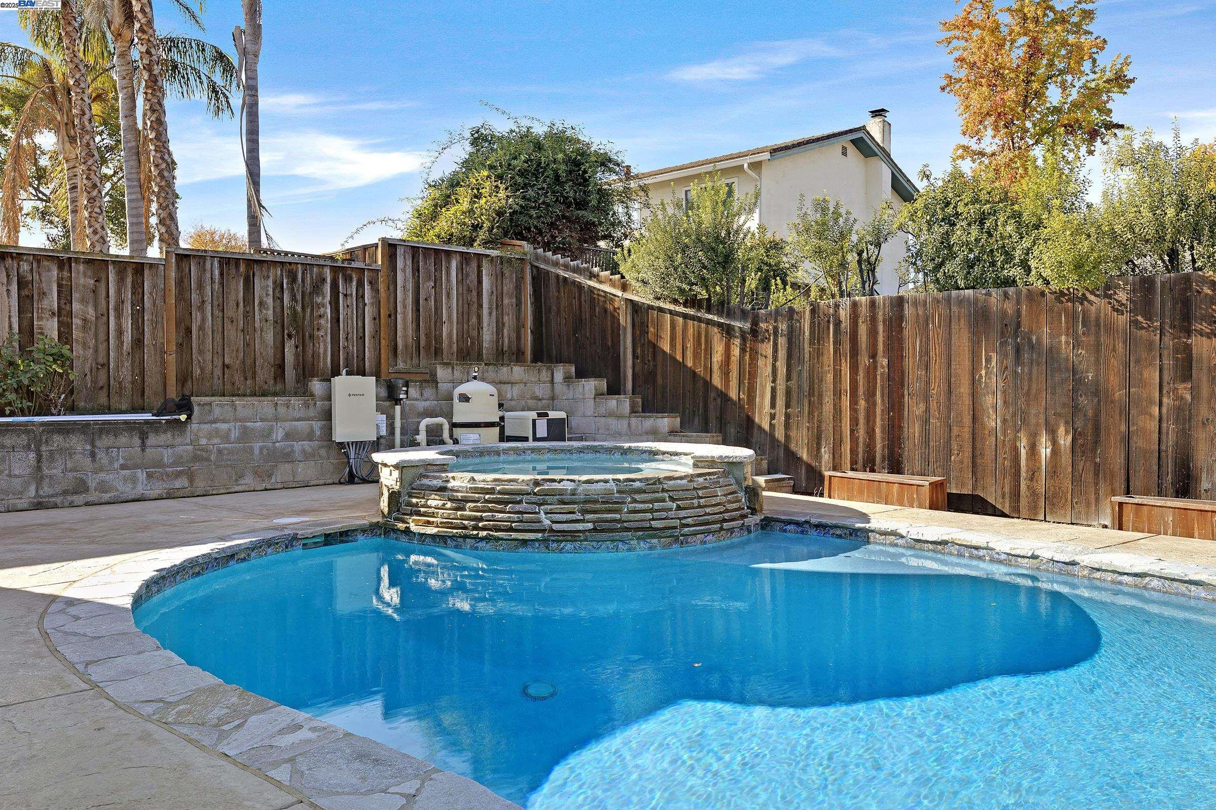 Detail Gallery Image 26 of 28 For 1307 Belfast Court, Livermore,  CA 94550 - 3 Beds | 2 Baths