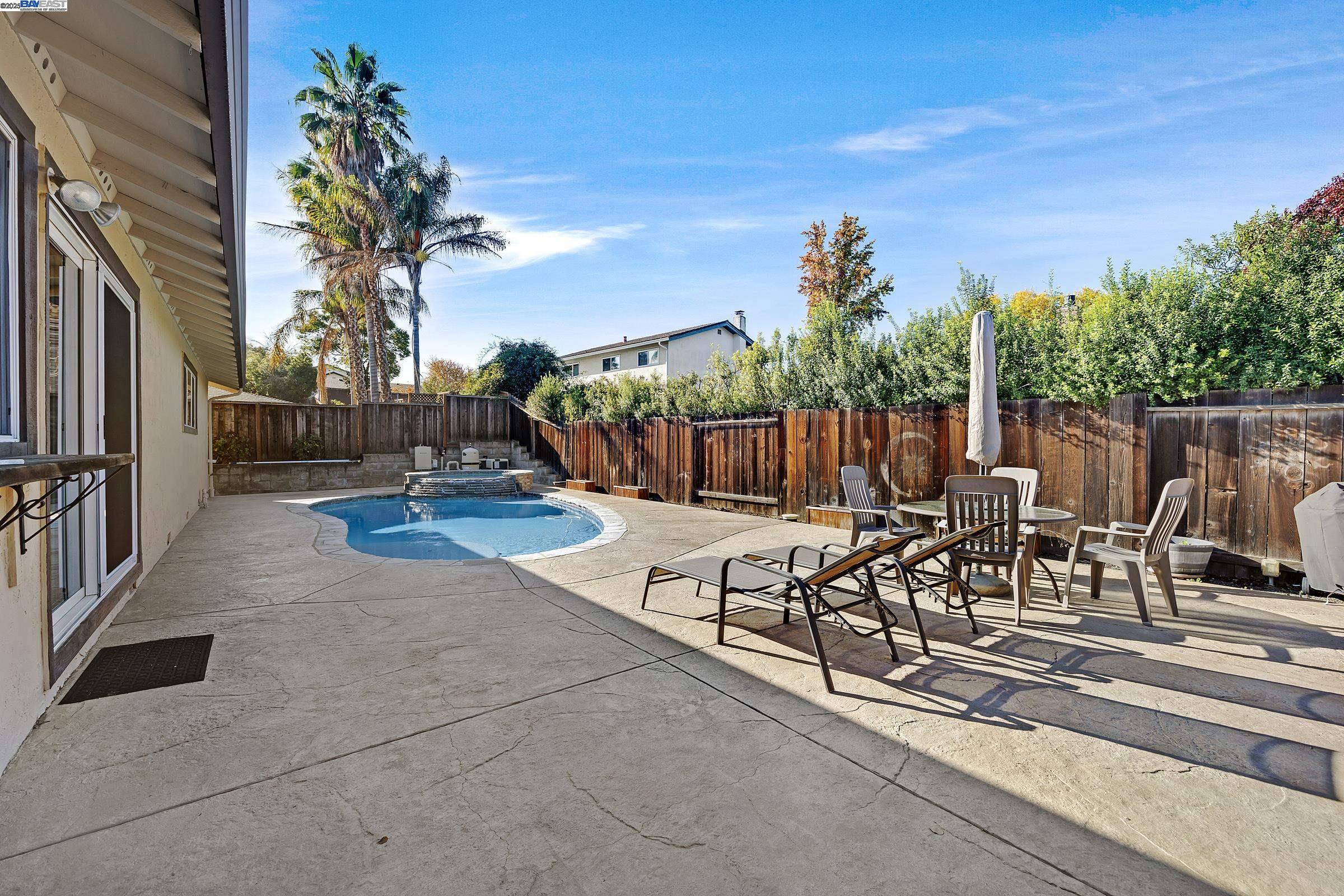 Detail Gallery Image 27 of 28 For 1307 Belfast Court, Livermore,  CA 94550 - 3 Beds | 2 Baths