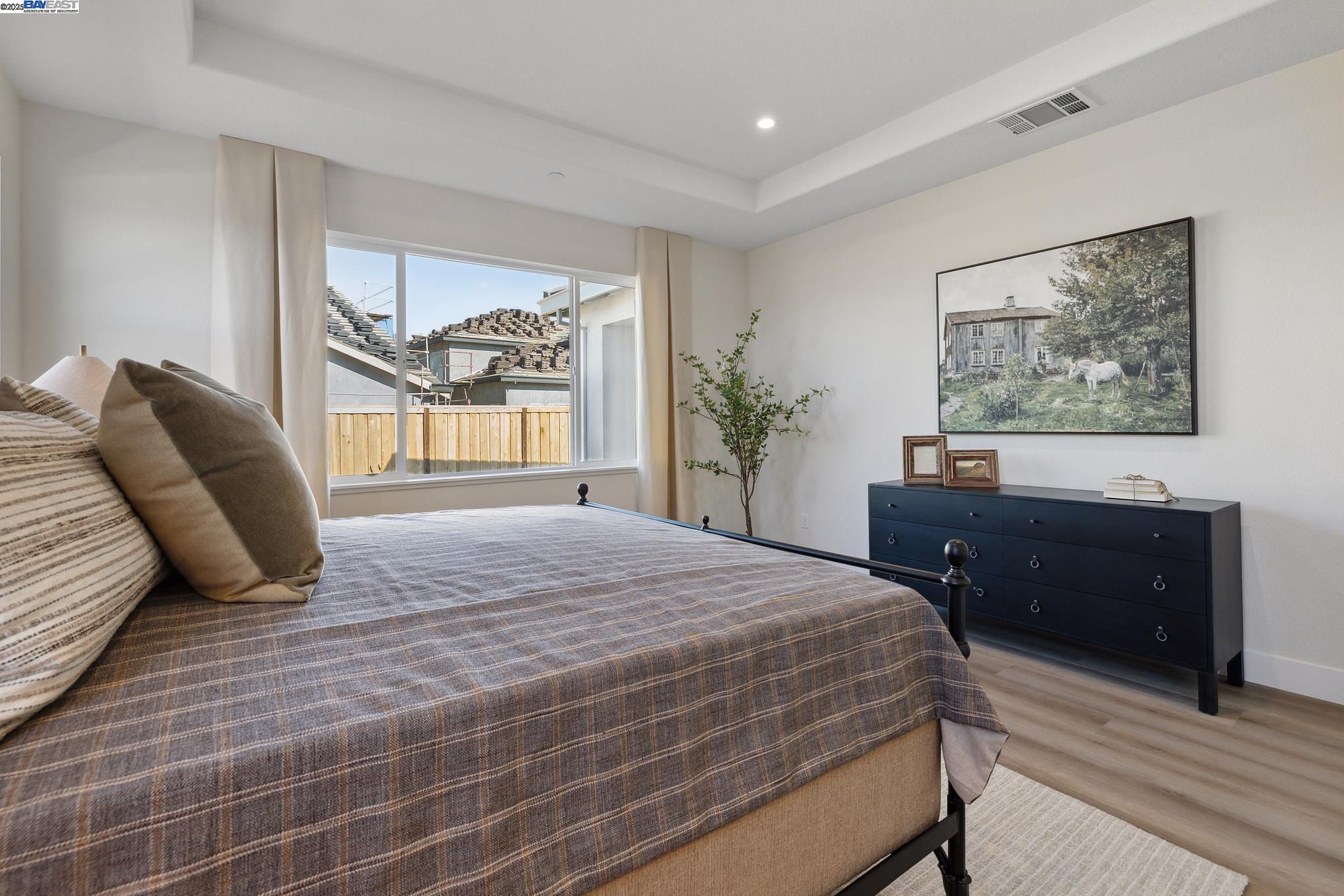 Detail Gallery Image 21 of 38 For 1532 Millennium Way, Fairfield,  CA 94533 - 3 Beds | 2/1 Baths