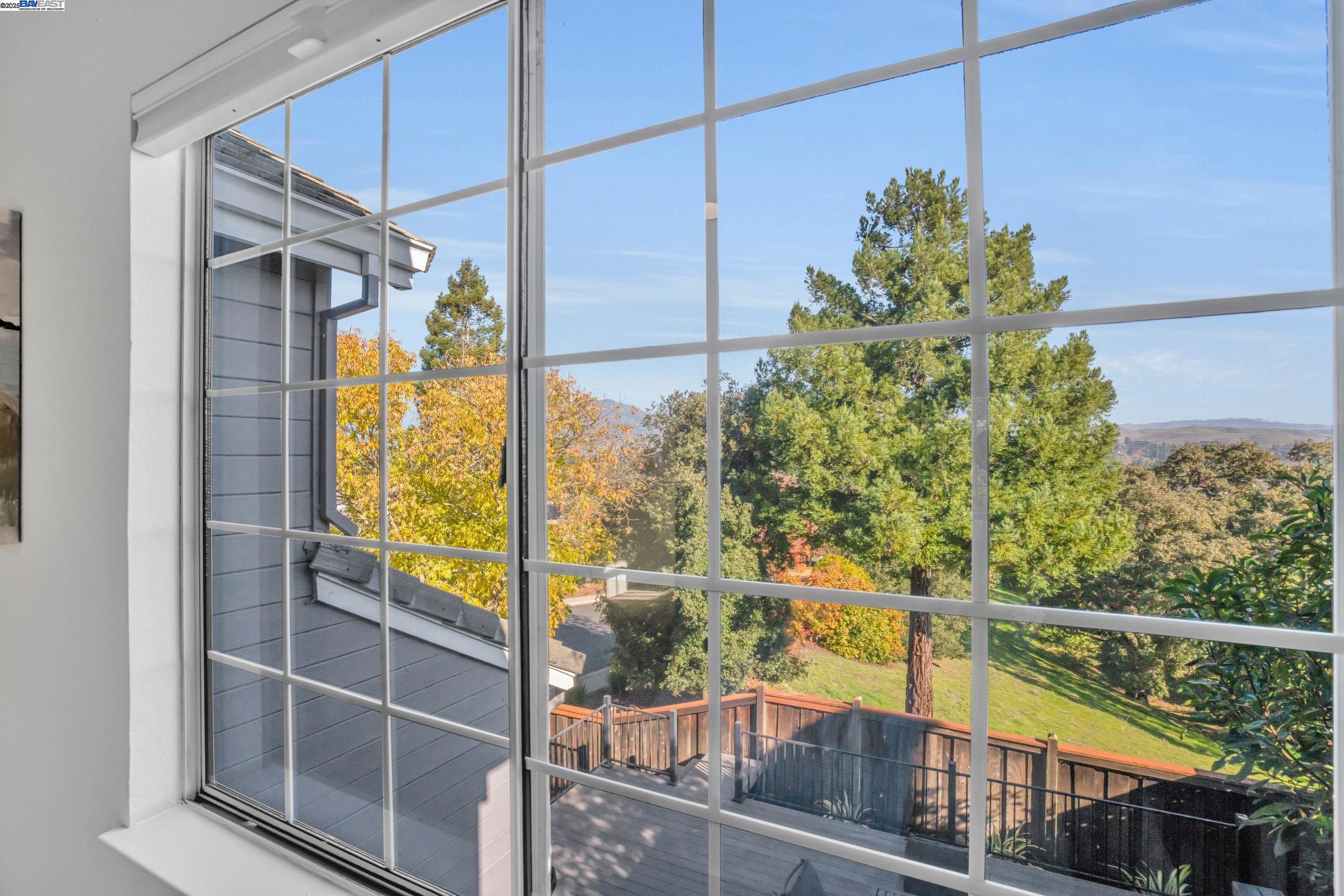 Detail Gallery Image 19 of 47 For 1301 Strawberry Ct, Danville,  CA 94526 - 4 Beds | 3 Baths