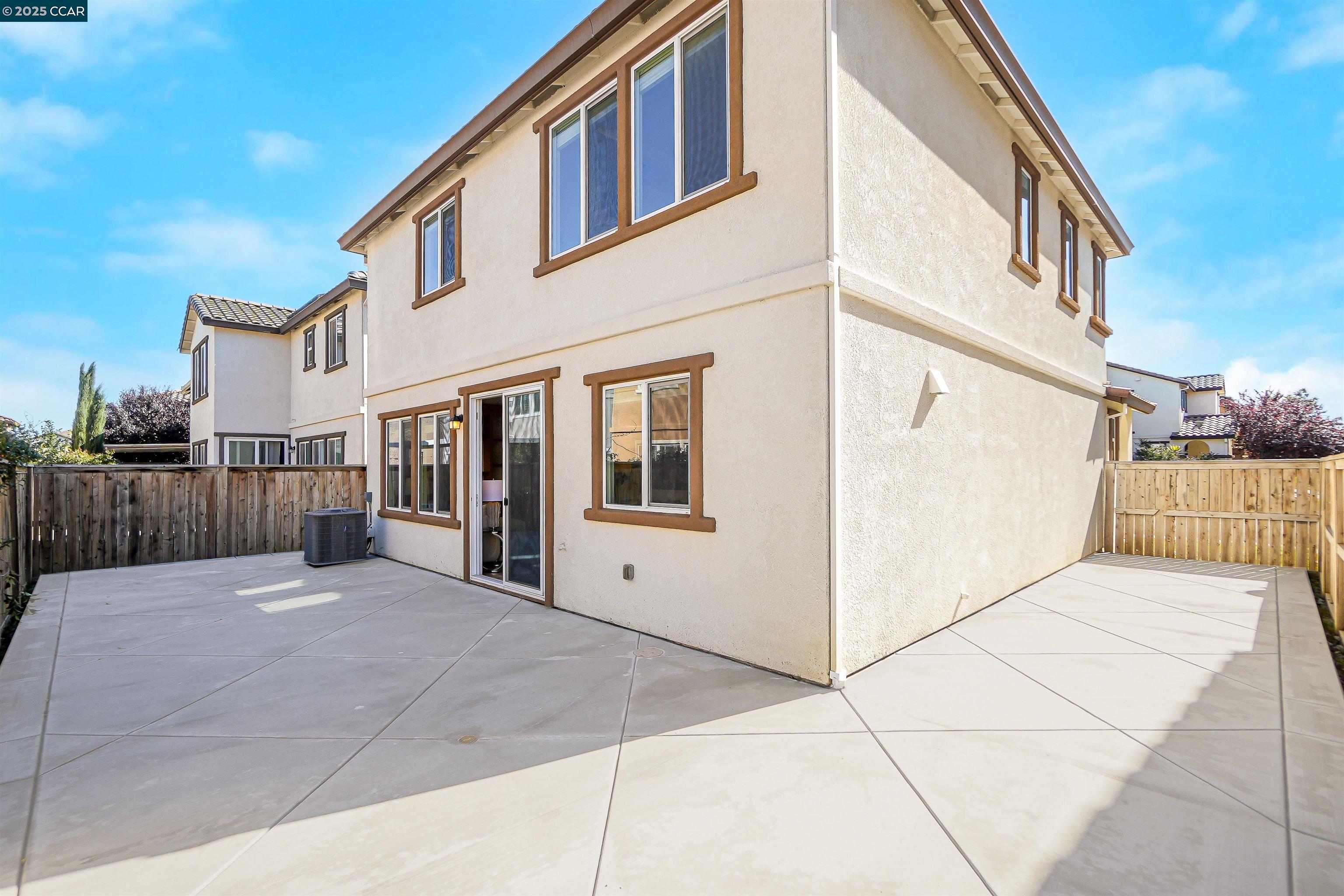 Detail Gallery Image 43 of 55 For 1225 Dartmouth Cir, Dixon,  CA 95620 - 3 Beds | 2/1 Baths