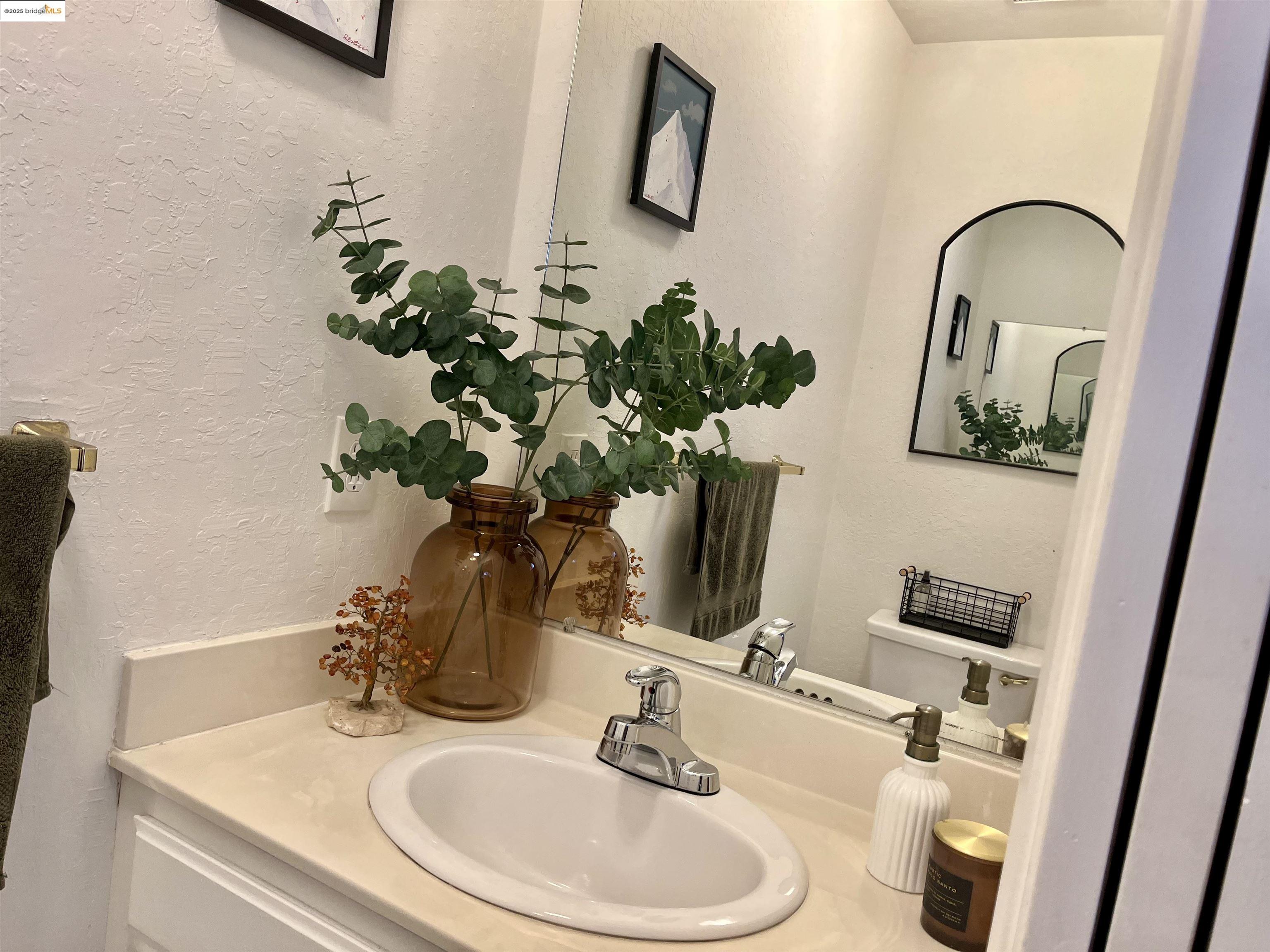 Detail Gallery Image 14 of 19 For 600 Chandon Ct, Walnut Creek,  CA 94597-7315 - 3 Beds | 2/1 Baths