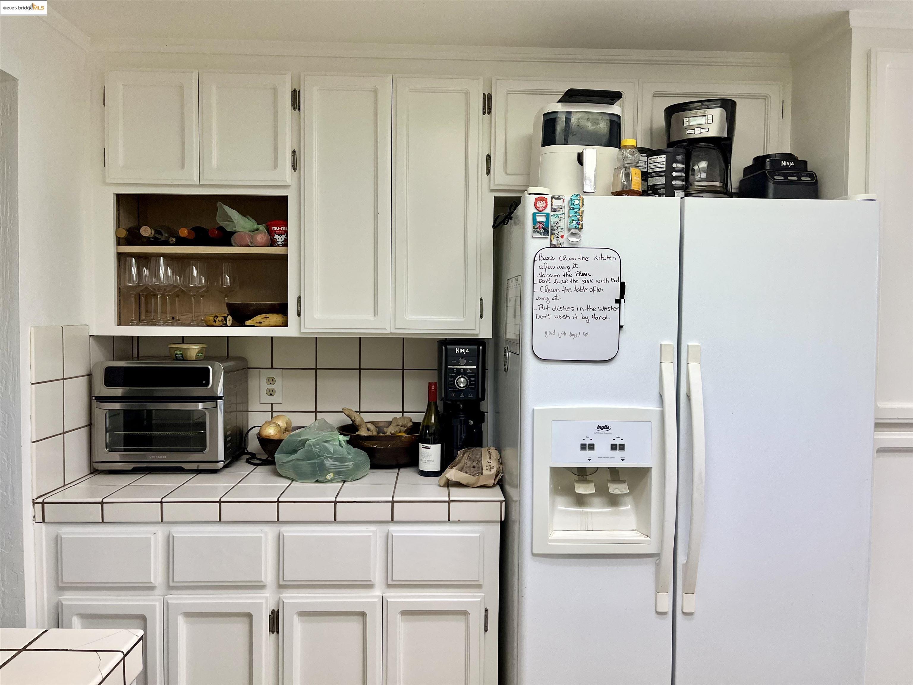 Detail Gallery Image 4 of 19 For 600 Chandon Ct, Walnut Creek,  CA 94597-7315 - 3 Beds | 2/1 Baths