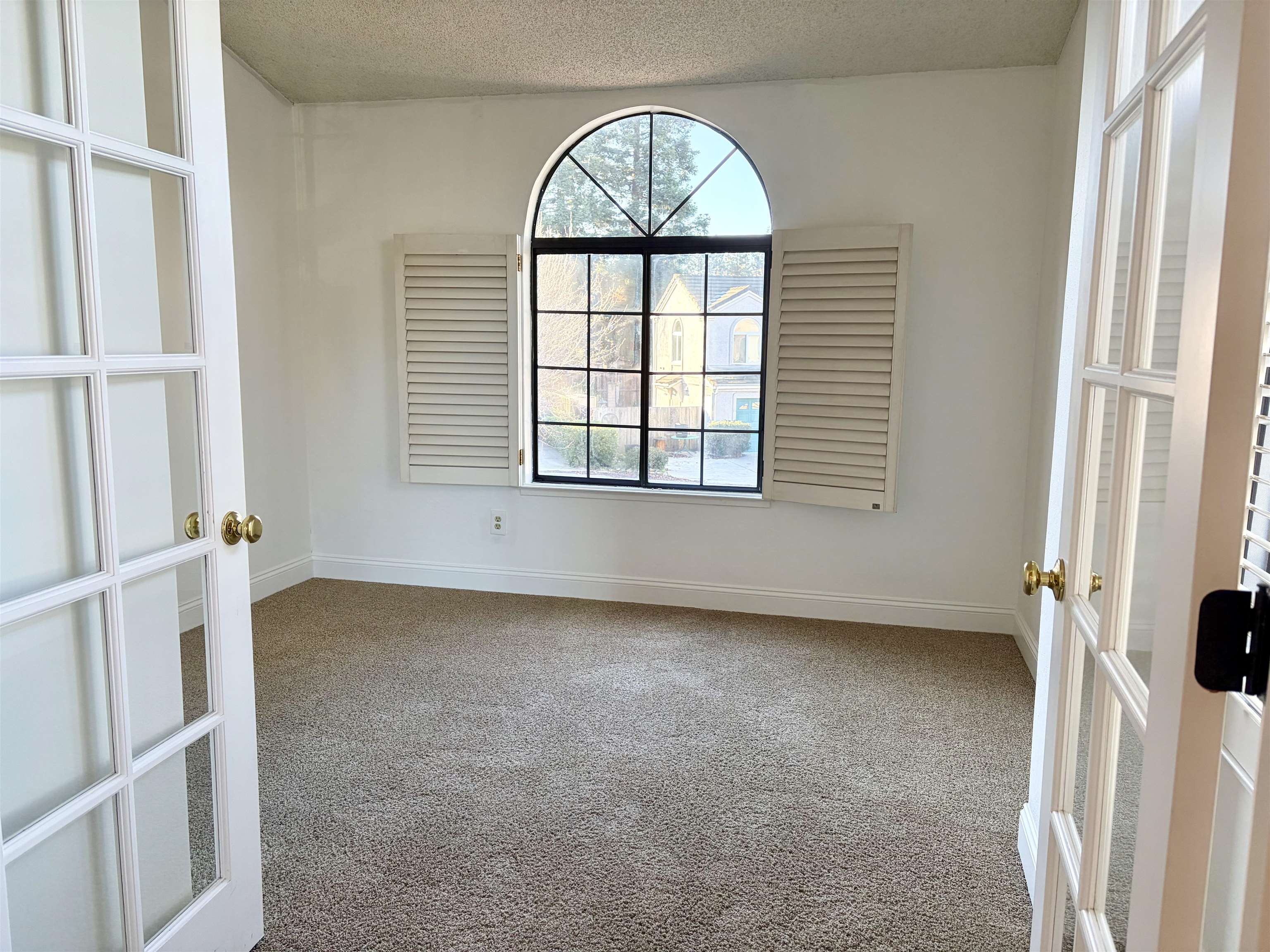 Detail Gallery Image 6 of 17 For 600 Chandon Ct, Walnut Creek,  CA 94597-7315 - 3 Beds | 2/1 Baths