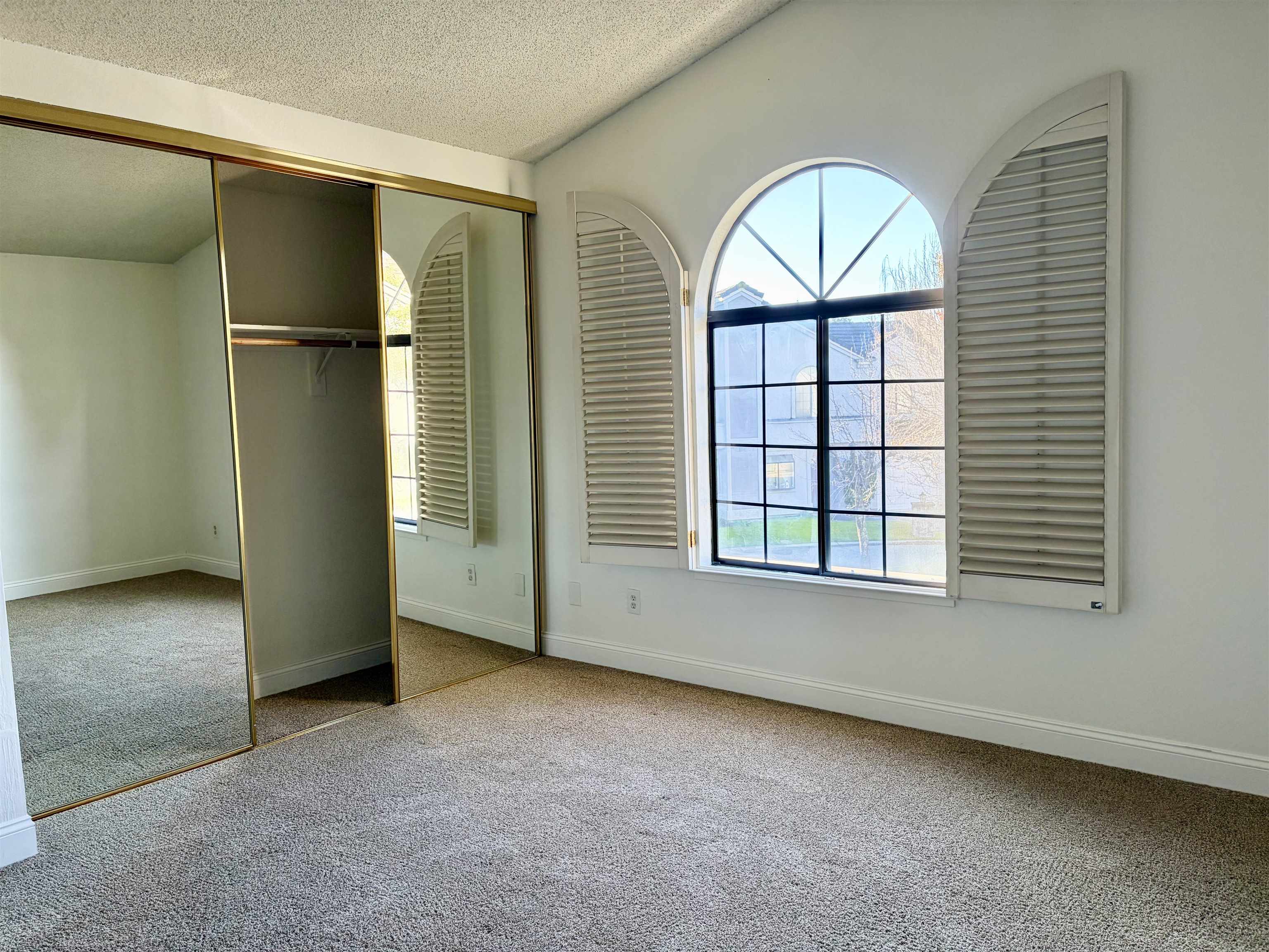 Detail Gallery Image 10 of 17 For 600 Chandon Ct, Walnut Creek,  CA 94597-7315 - 3 Beds | 2/1 Baths