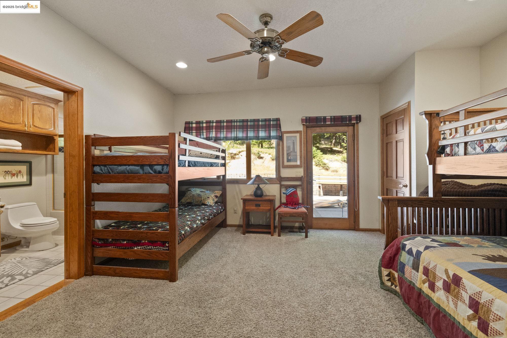 Detail Gallery Image 25 of 59 For 17355 High Grade Ln, Sonora,  CA 95370 - 4 Beds | 4/1 Baths