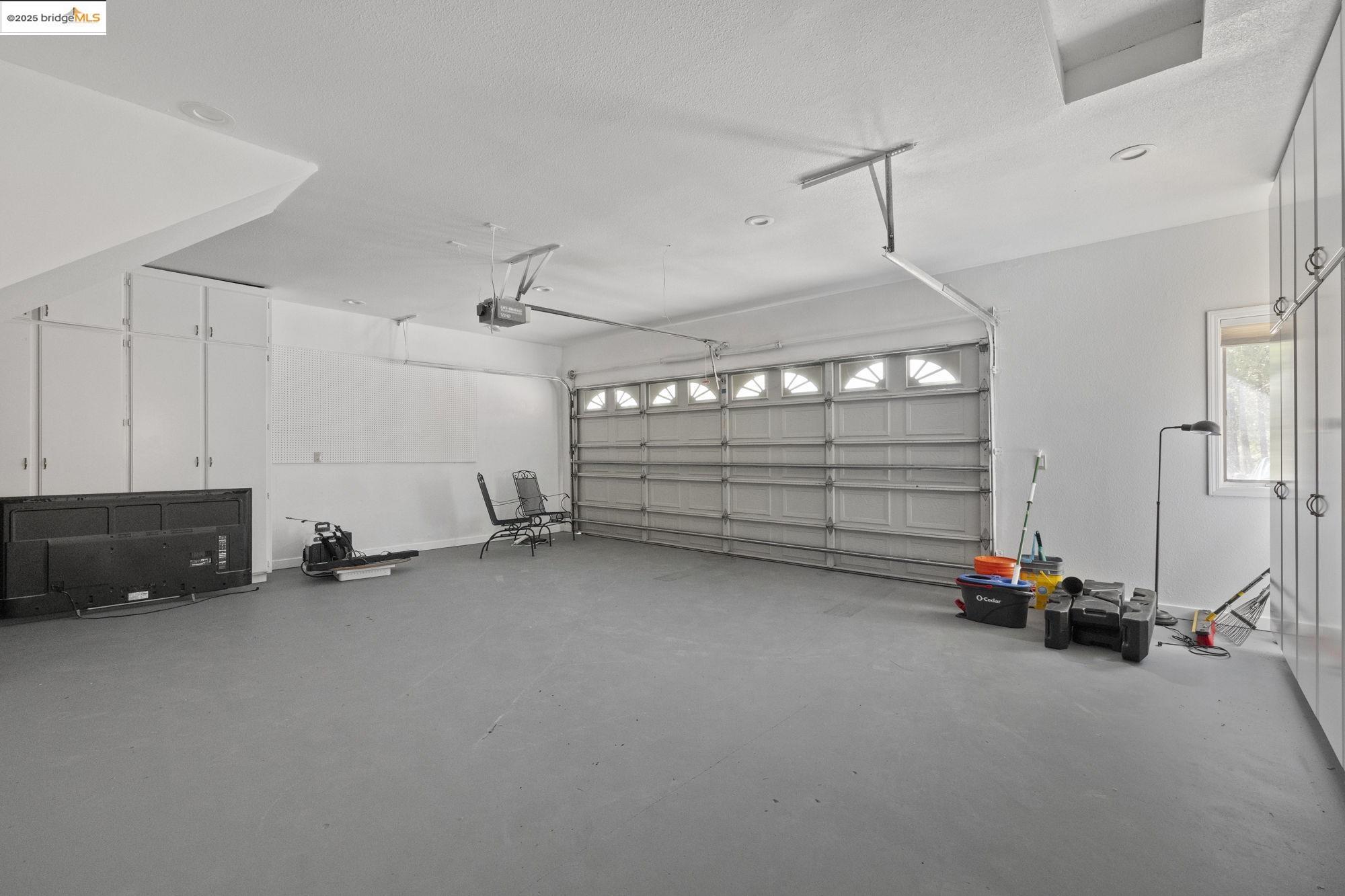 Detail Gallery Image 30 of 59 For 17355 High Grade Ln, Sonora,  CA 95370 - 4 Beds | 4/1 Baths