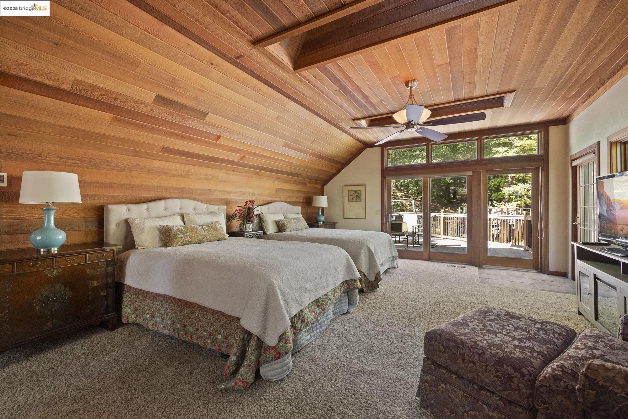 Detail Gallery Image 5 of 59 For 17355 High Grade Ln, Sonora,  CA 95370 - 4 Beds | 4/1 Baths