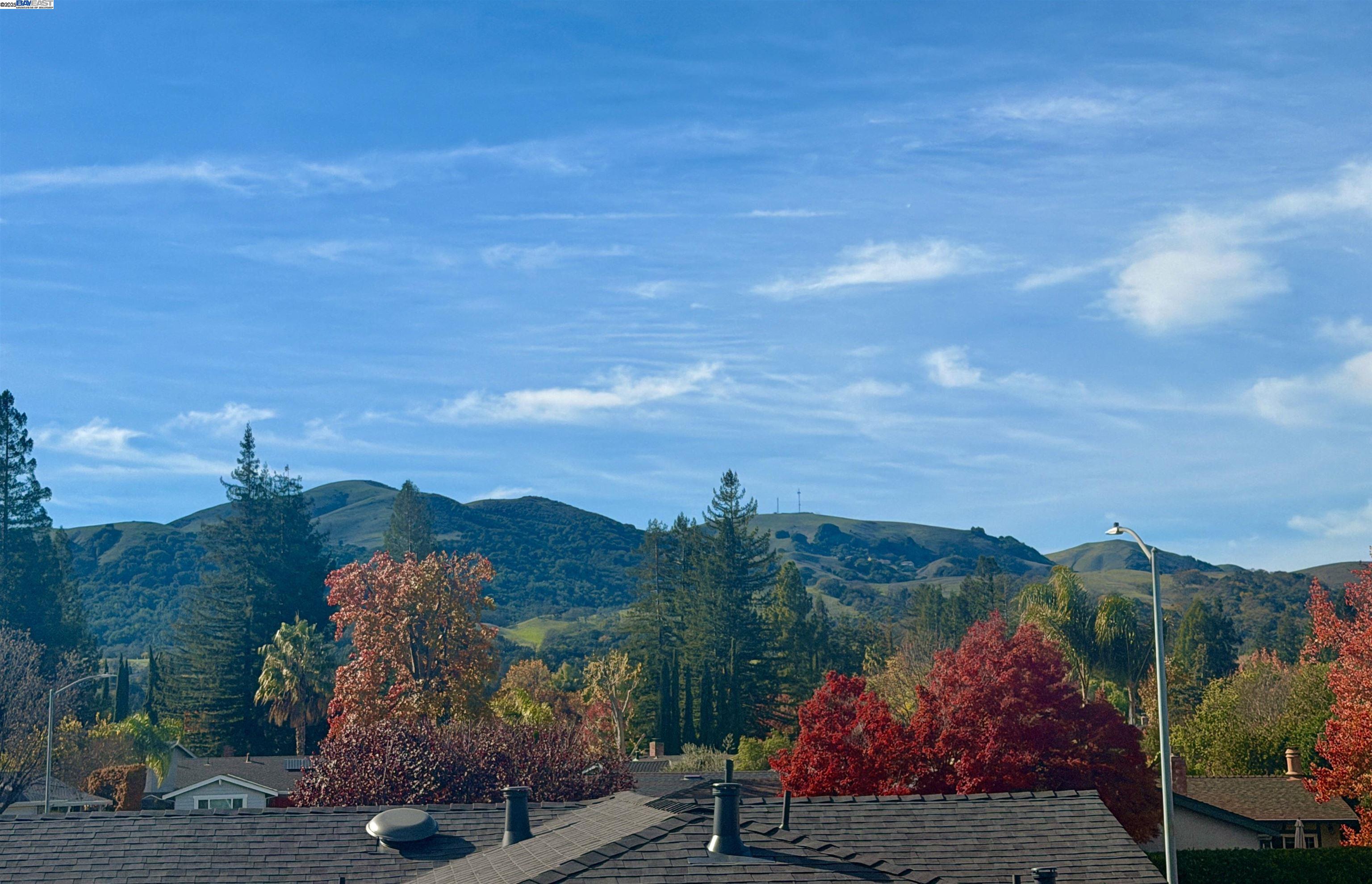 Detail Gallery Image 24 of 34 For 9985 Windsor Way, San Ramon,  CA 94583 - 4 Beds | 2/1 Baths