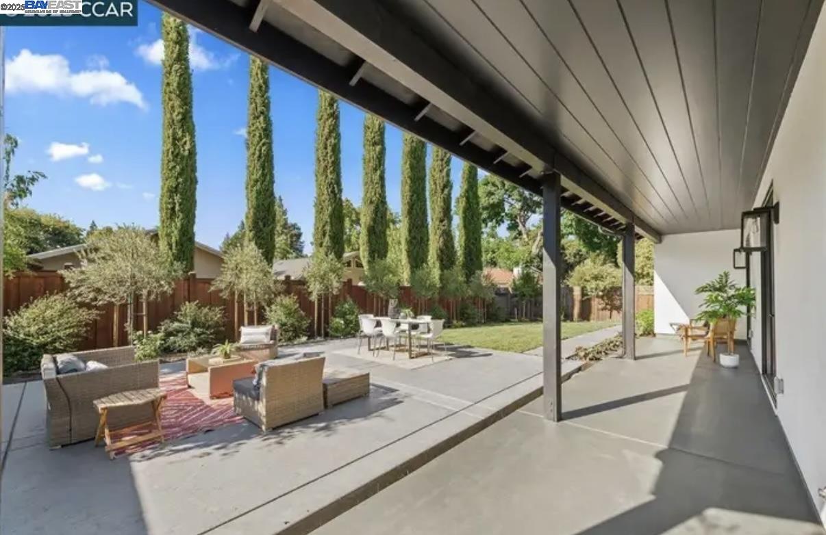 Detail Gallery Image 23 of 26 For 132 Quinterra Ln, Danville,  CA 94526 - 5 Beds | 3/1 Baths