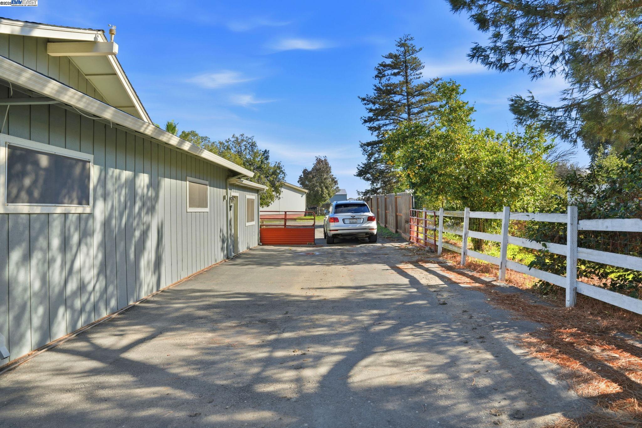 Detail Gallery Image 52 of 60 For 34724 Bernard Rd, Tracy,  CA 95377 - 4 Beds | 2/1 Baths